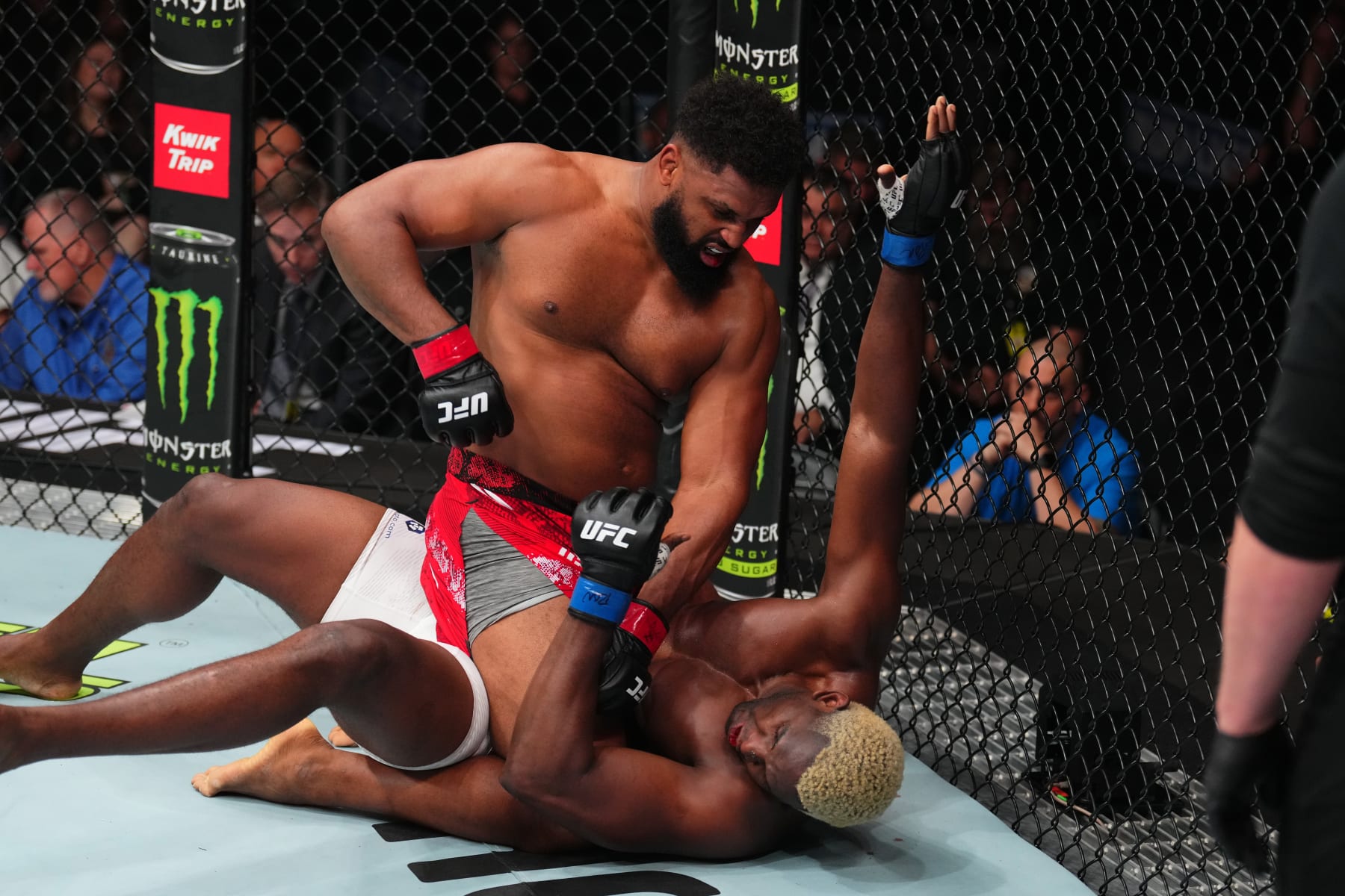 ST LOUIS, MISSOURI - MAY 11: Waldo Cortes-Acosta of the Dominican Republic (top) punches Robelis Despaigne of Cuba in a heavyweight fight during the UFC Fight Night event at Enterprise Center on May 11, 2024 in St Louis, Missouri. (Photo by Josh Hedges/Zuffa LLC via Getty Images)
