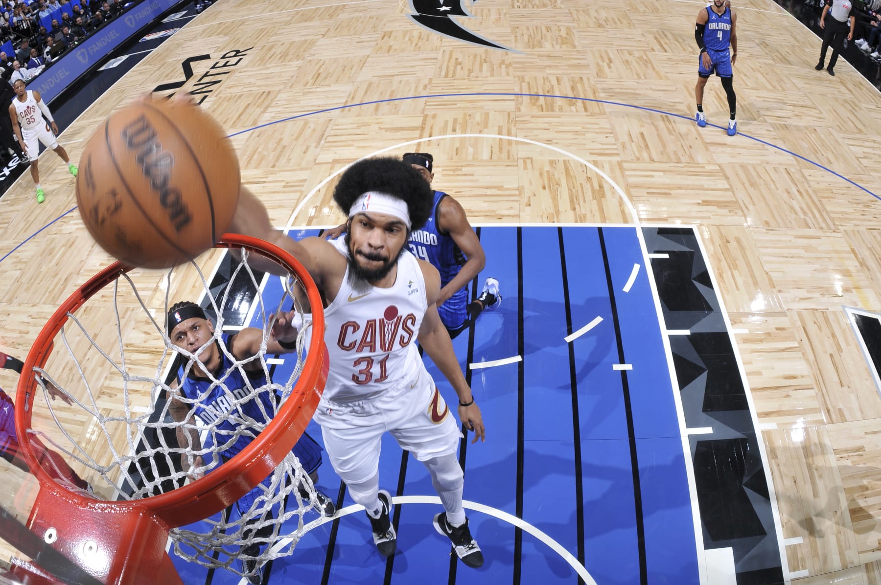ORLANDO, FL - APRIL 27: Jarrett Allen #31 of the Cleveland Cavaliers dunks the ball during the game against the Orlando Magic during Round 1 Game 4 of the 2024 NBA Playoffs on April 27, 2024 at the Kia Center in Orlando, Florida. NOTE TO USER: User expressly acknowledges and agrees that, by downloading and or using this photograph, User is consenting to the terms and conditions of the Getty Images License Agreement. Mandatory Copyright Notice: Copyright 2024 NBAE (Photo by Fernando Medina/NBAE via Getty Images)