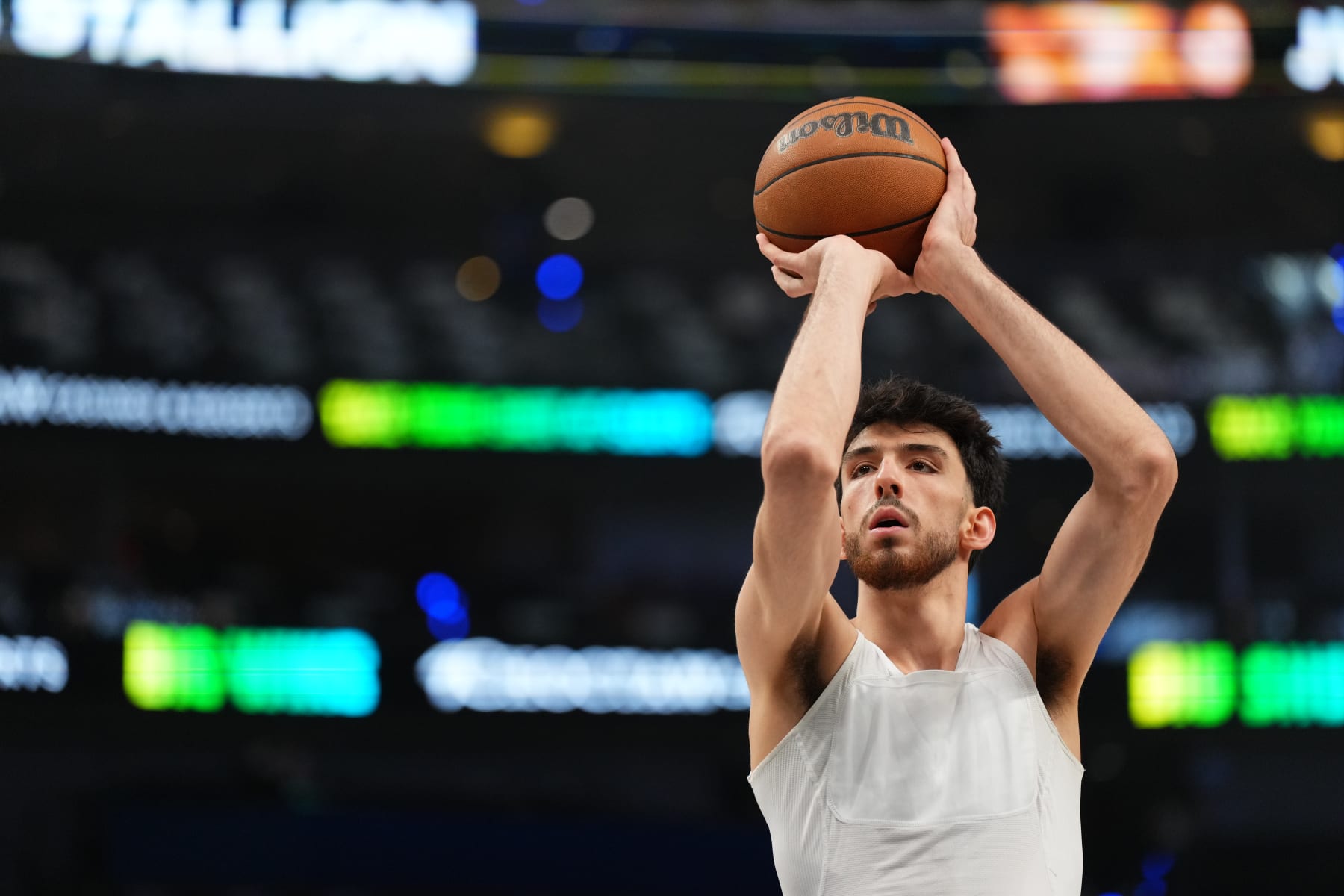 DALLAS, TX - MAY 18: Chet Holmgren #7 of the Oklahoma City Thunder warms up before the game against the Dallas Mavericks during Round 2 Game 6 of the 2024 NBA Playoffs on May 18, 2024 at the American Airlines Center in Dallas, Texas. NOTE TO USER: User expressly acknowledges and agrees that, by downloading and or using this photograph, User is consenting to the terms and conditions of the Getty Images License Agreement. Mandatory Copyright Notice: Copyright 2024 NBAE (Photo by Cooper Neill/NBAE via Getty Images)