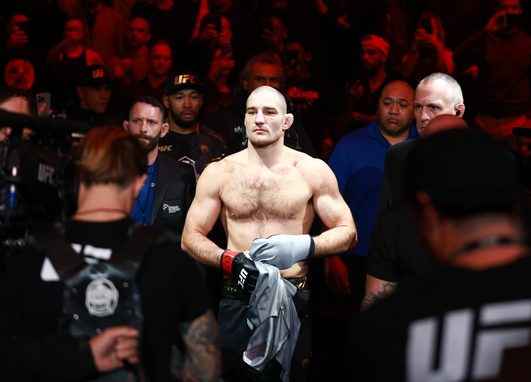 Sean Strickland makes his way to the Octagon for his middleweight title bout against Dricus Du Plessis