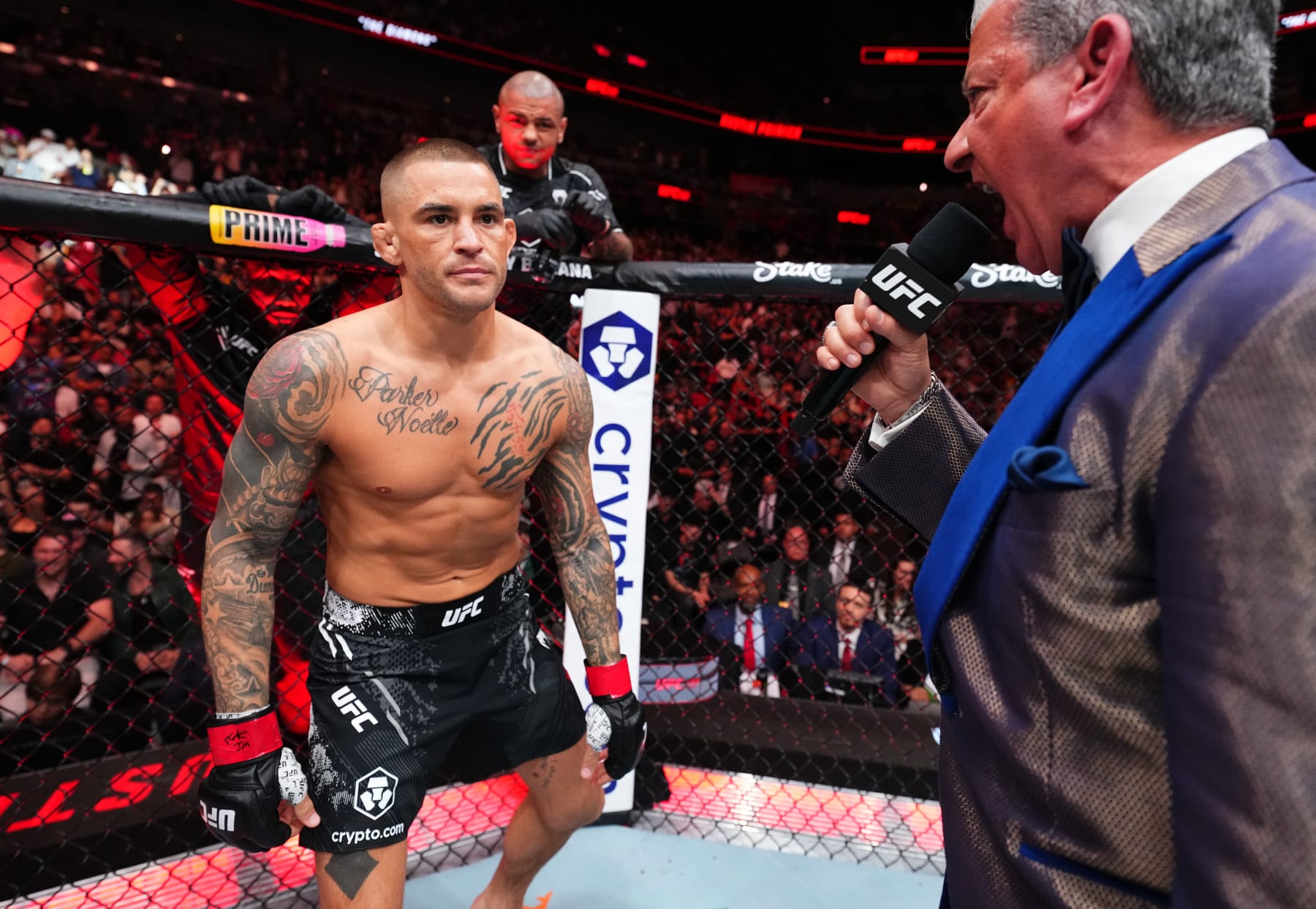 Dustin Poirier prepares to face Benoit Saint Denis