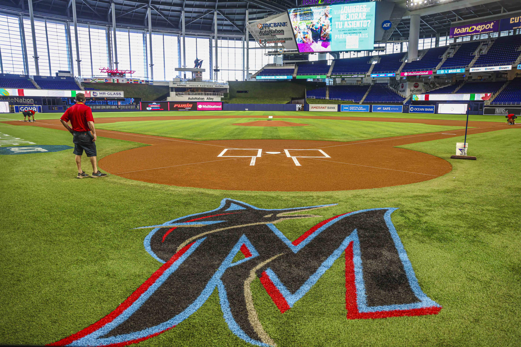 MLB Unveils Host Venues for 2026 World Baseball Classic; Grand Finale to Take Place in Miami