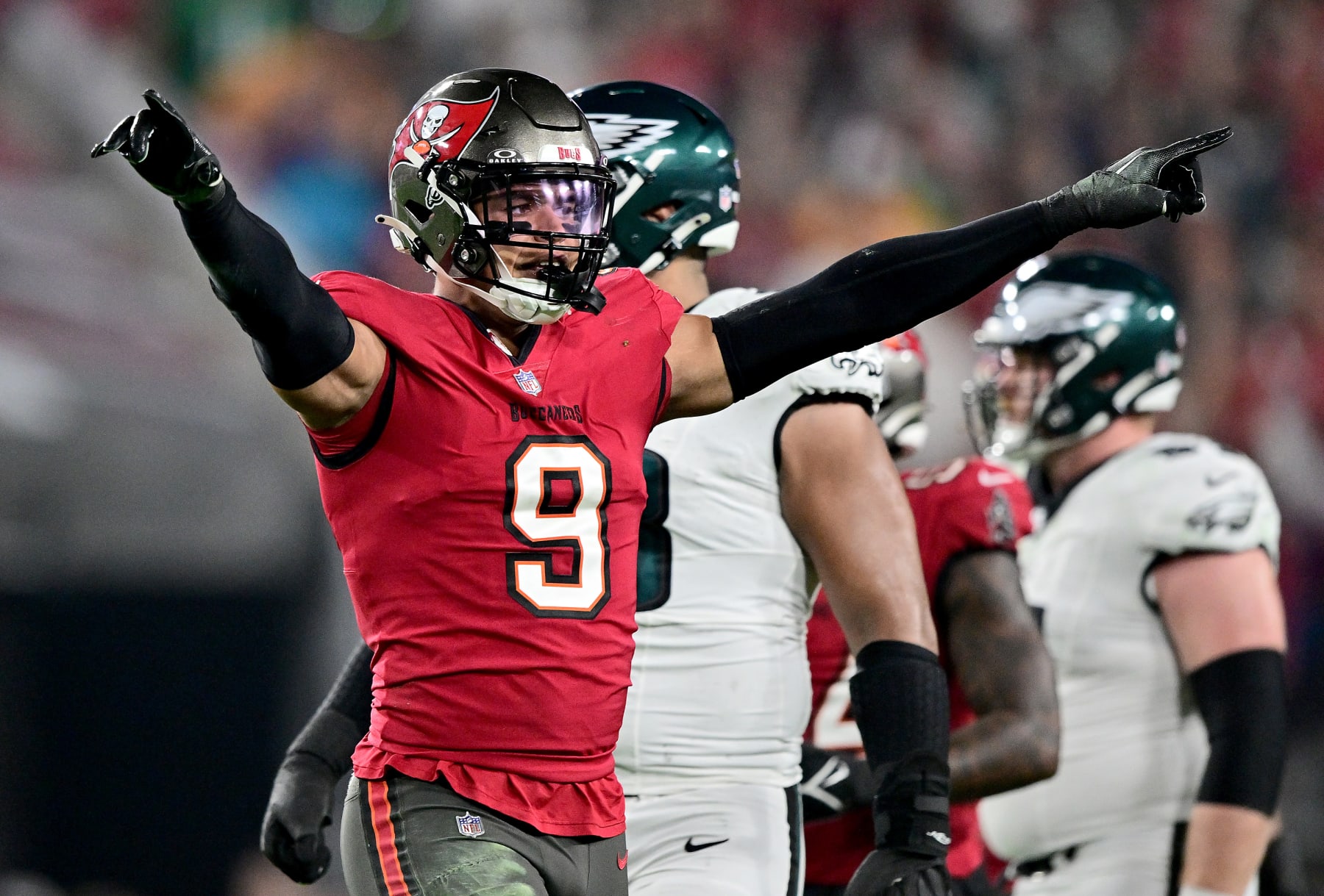 Tampa Bay Buccaneers edge-rusher Joe Tryon-Shoyinka