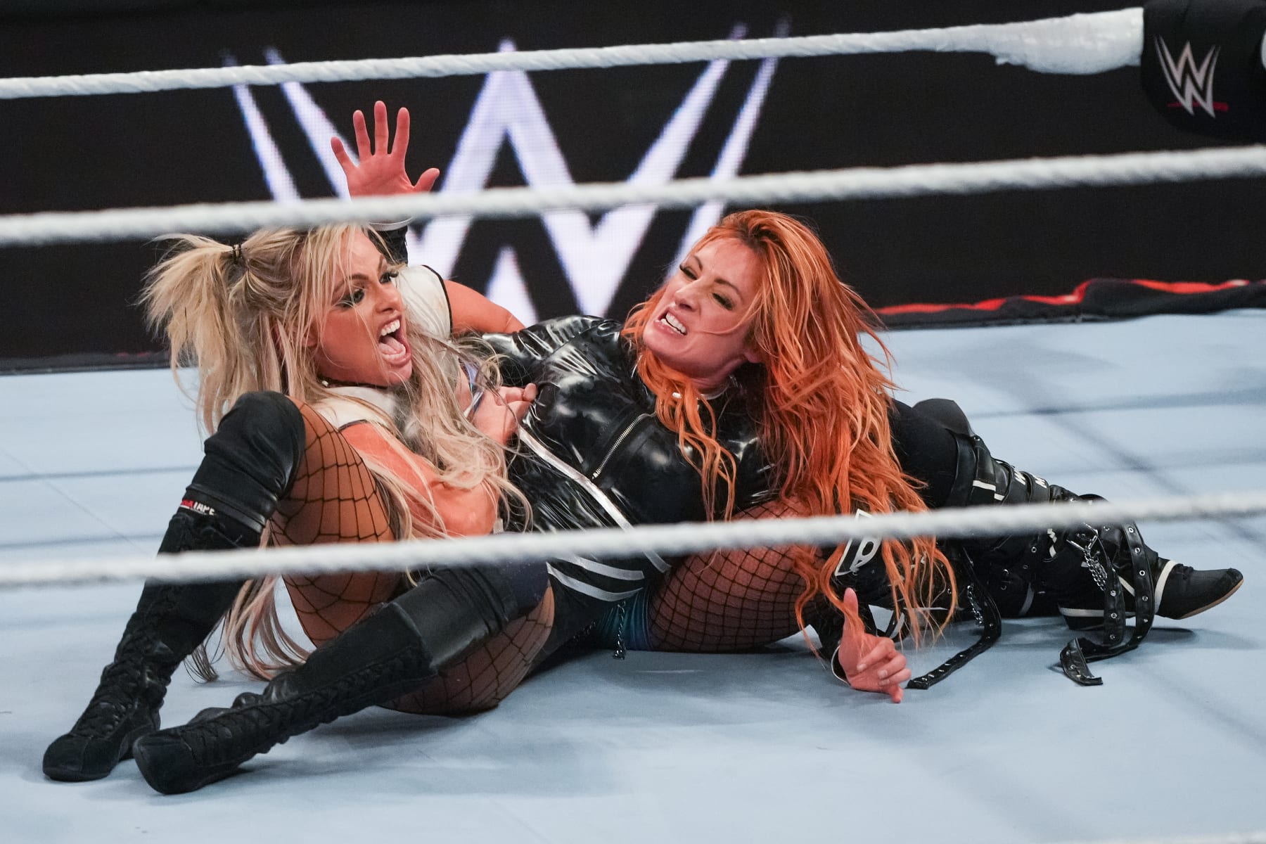 Becky Lynch and Liv Morgan to Compete in Women’s World Championship Match on WWE Raw
