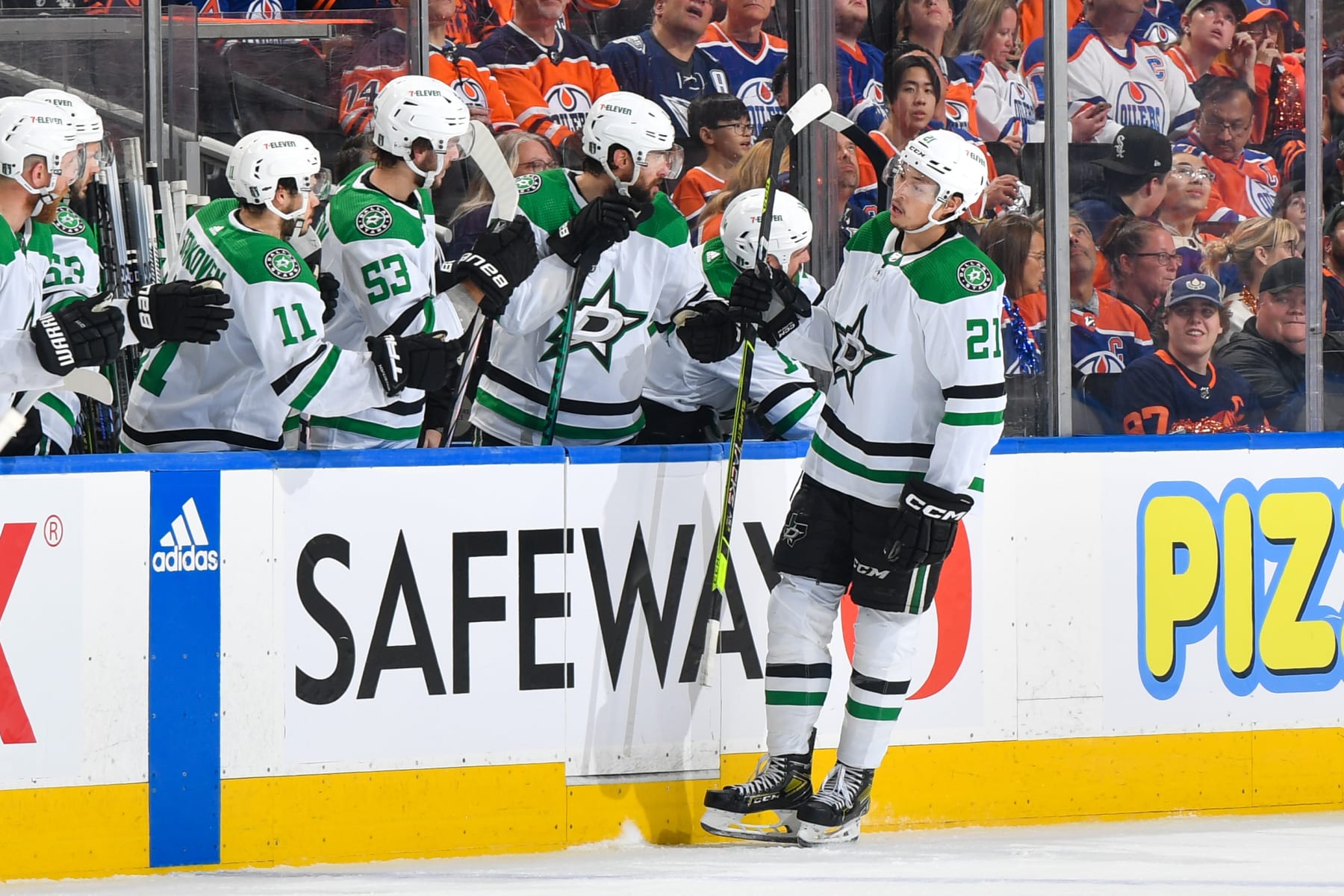 EDMONTON, CANADA - MAY 27: Jason Robertson #21 of the Dallas Stars celebrates his first goal of the second period against the Edmonton Oilers with his teammates at the bench in Game Three of the Western Conference Final of the 2024 Stanley Cup Playoffs at Rogers Place on May 27, 2024, in Edmonton, Alberta, Canada. (Photo by Andy Devlin/NHLI via Getty Images)