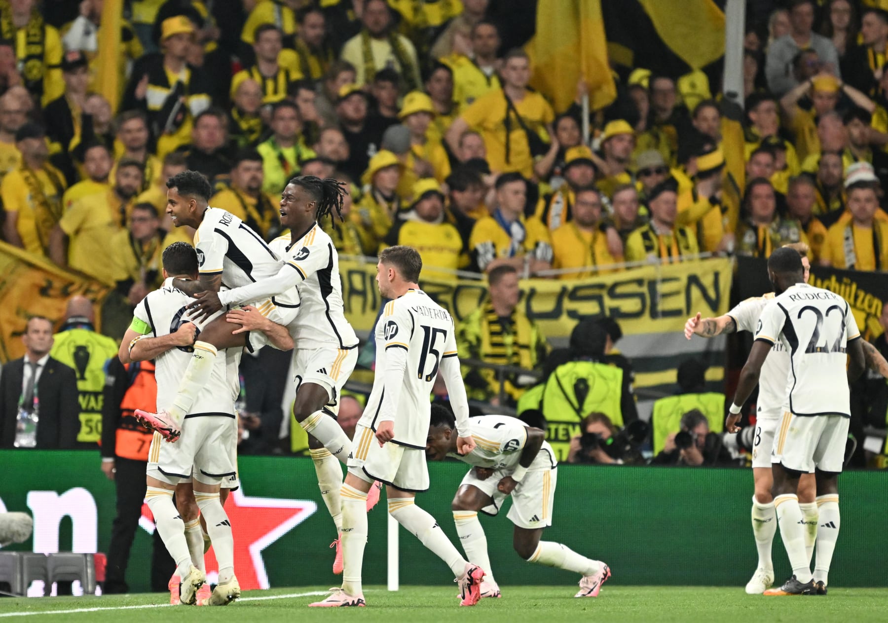 LONDON, UNITED KINGDOM - JUNE 01: Dani Carvajal of Real Madrid and team-mates celebrate after scoring a goal the UEFA Champions League Final between Borussia Dortmund and Real Madrid at Wembley Stadium in London, United Kingdom on June 1, 2024. (Photo by Mustafa Yalcin/Anadolu via Getty Images)