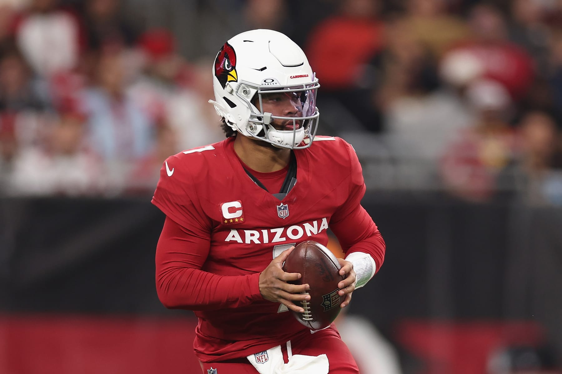GLENDALE, ARIZONA - JANUARY 07: Quarterback Kyler Murray #1 of the Arizona Cardinals drops back to pass during the second half of the NFL game at State Farm Stadium on January 07, 2024 in Glendale, Arizona. The Seahawks defeated the Cardinals 21-20. (Photo by Christian Petersen/Getty Images)