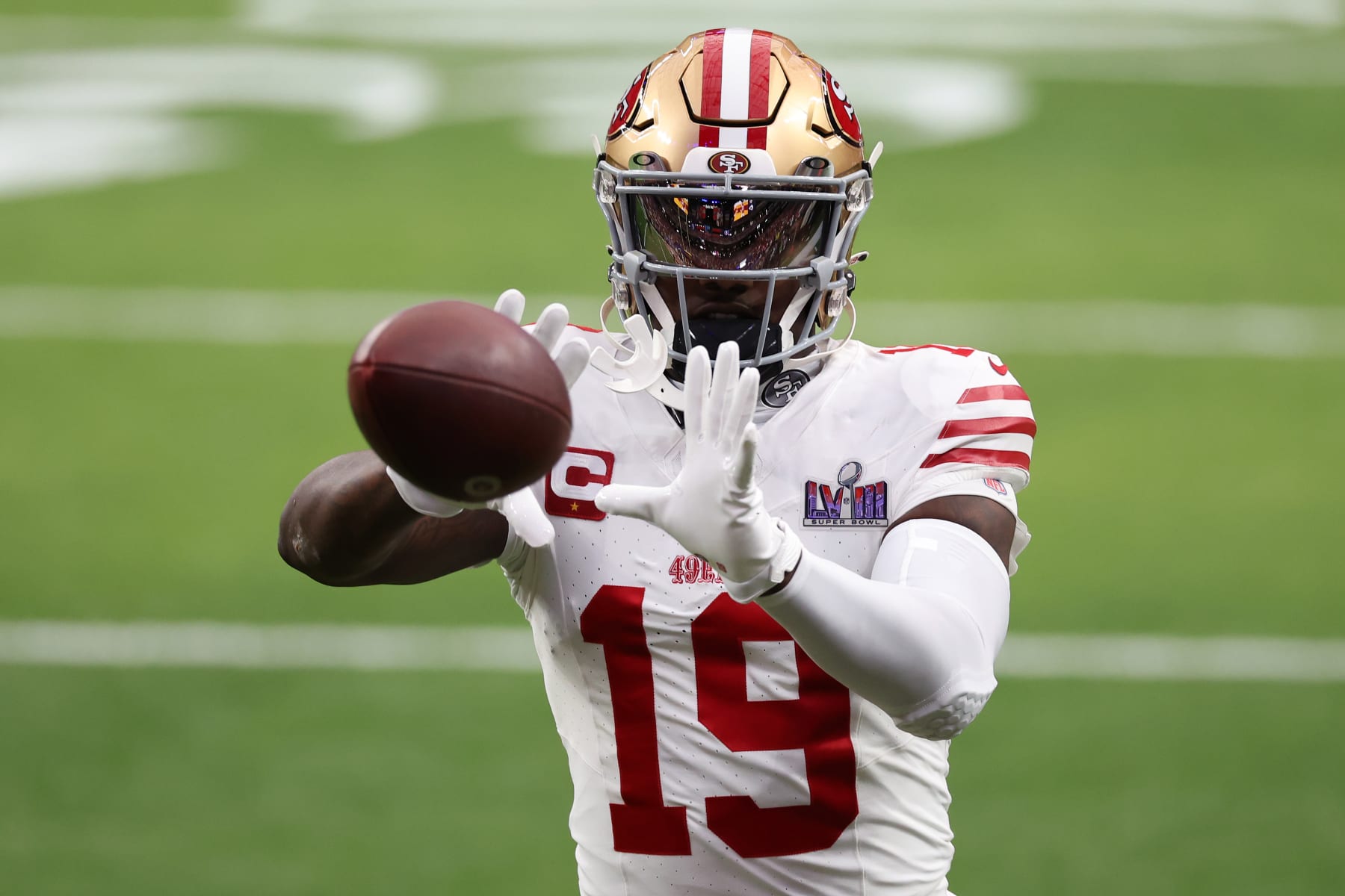 LAS VEGAS, NEVADA - FEBRUARY 11: Deebo Samuel #19 of the San Francisco 49ers warms up prior to Super Bowl LVIII against the Kansas City Chiefs at Allegiant Stadium on February 11, 2024 in Las Vegas, Nevada. (Photo by Steph Chambers/Getty Images)