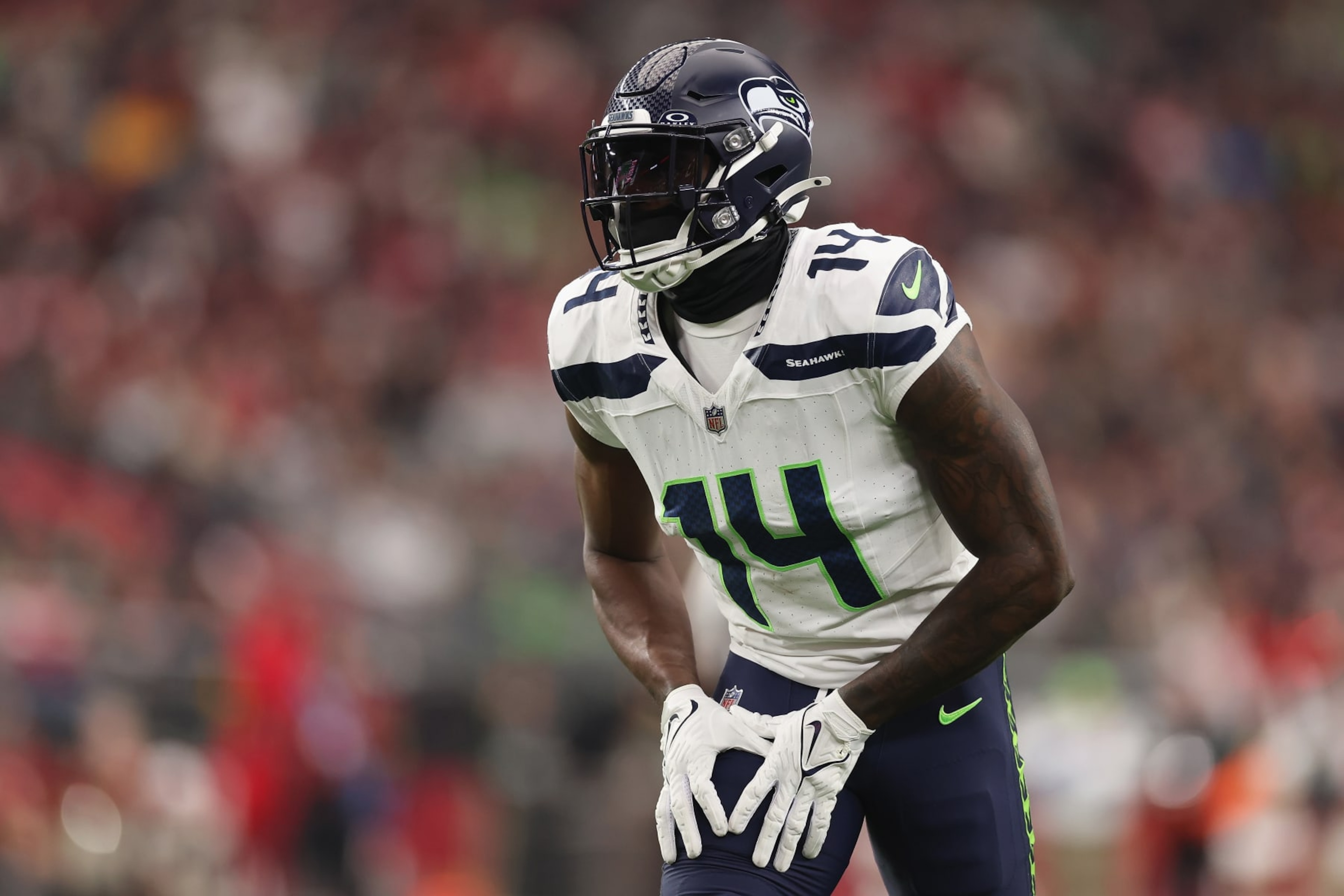 GLENDALE, ARIZONA - JANUARY 07: Wide receiver DK Metcalf #14 of the Seattle Seahawks during the first half of the NFL game at State Farm Stadium on January 07, 2024 in Glendale, Arizona. (Photo by Christian Petersen/Getty Images) GLENDALE, ARIZONA - JANUARY 07: Wide receiver DK Metcalf #14 of the Seattle Seahawks during the first half of the NFL game at State Farm Stadium on January 07, 2024 in Glendale, Arizona. (Photo by Christian Petersen/Getty Images)