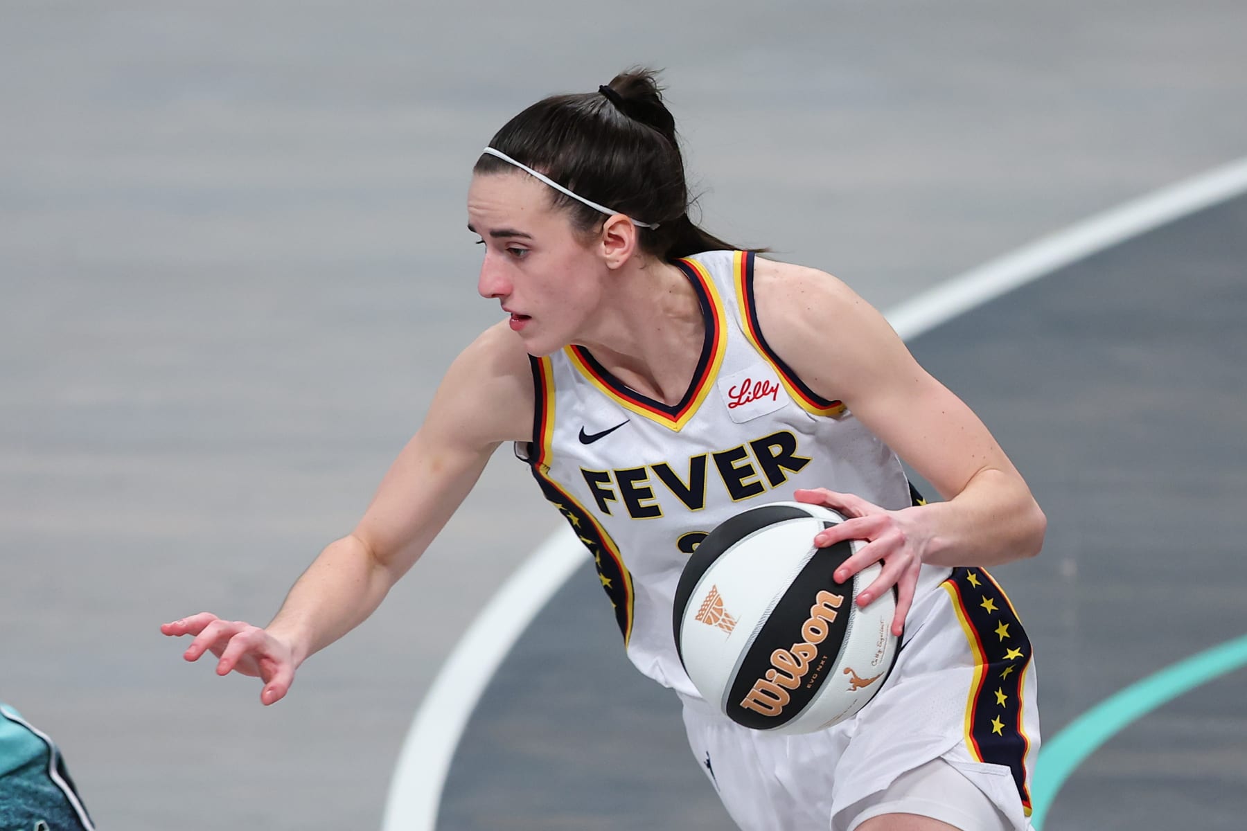 Caitlin Clark Says Chennedy Carter Doesn’t Owe Her Apology: Basketball is Competitive