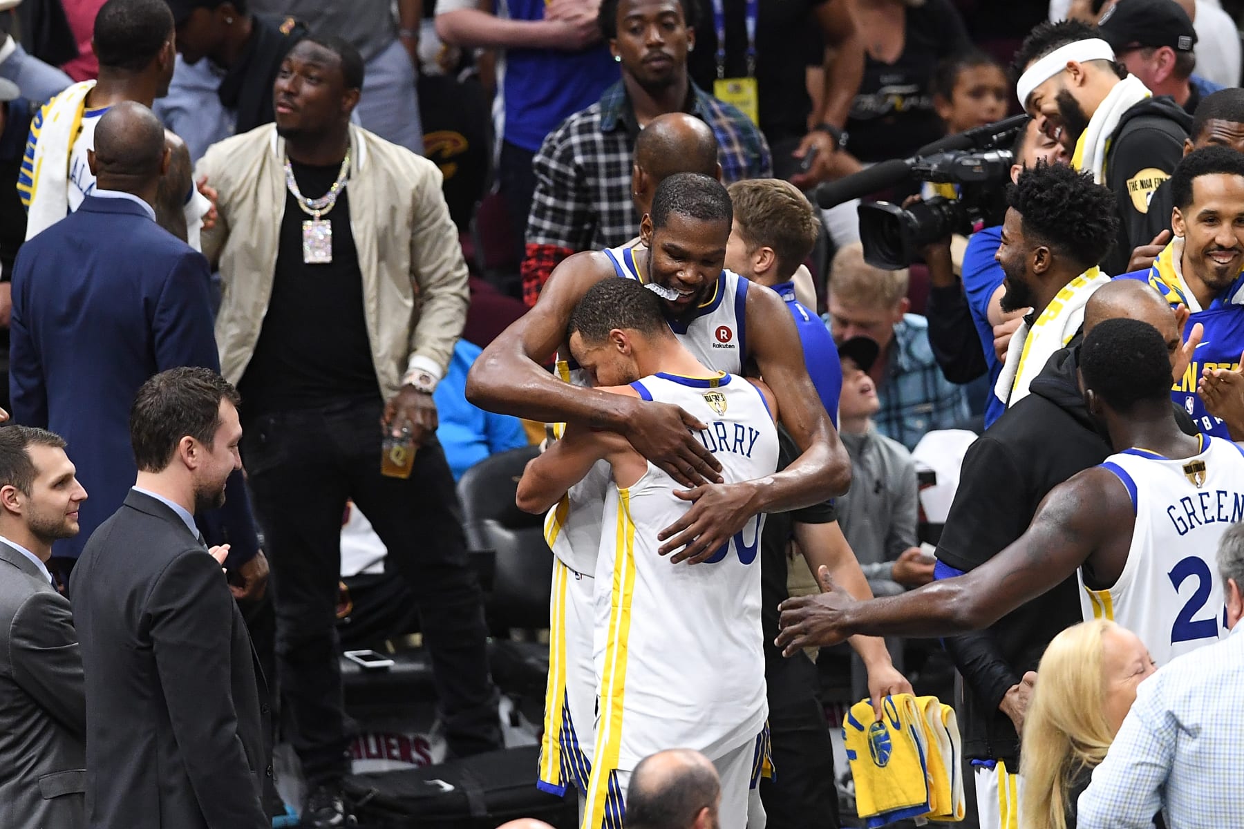 Nick Young: Stephen Curry Was ‘Damn Near Tears’ as Kevin Durant Won NBA Finals MVP