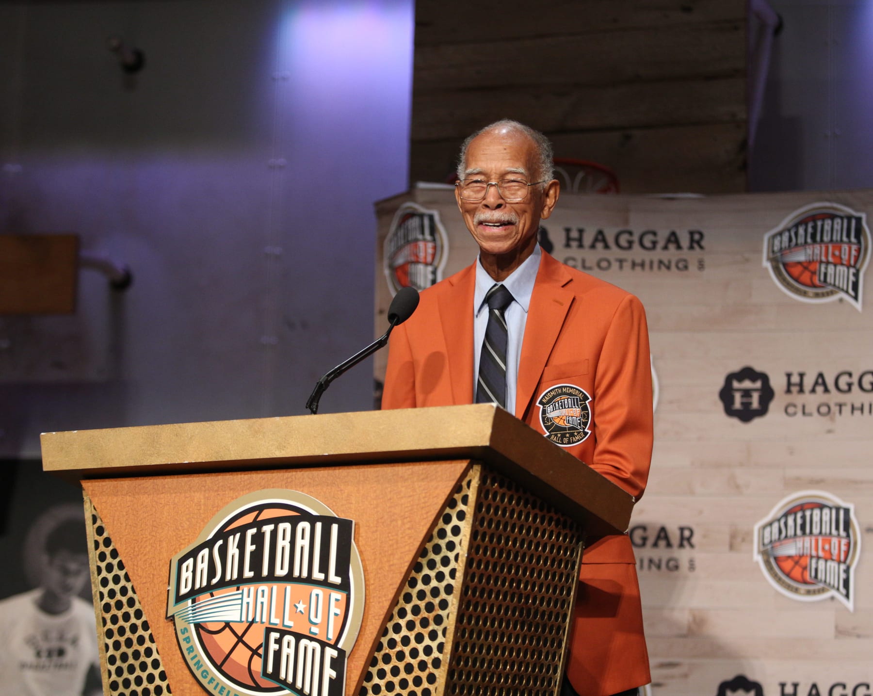 Robert Hughes Dies at 96; Basketball HOF Inductee Was Winningest HS Boys Coach Ever