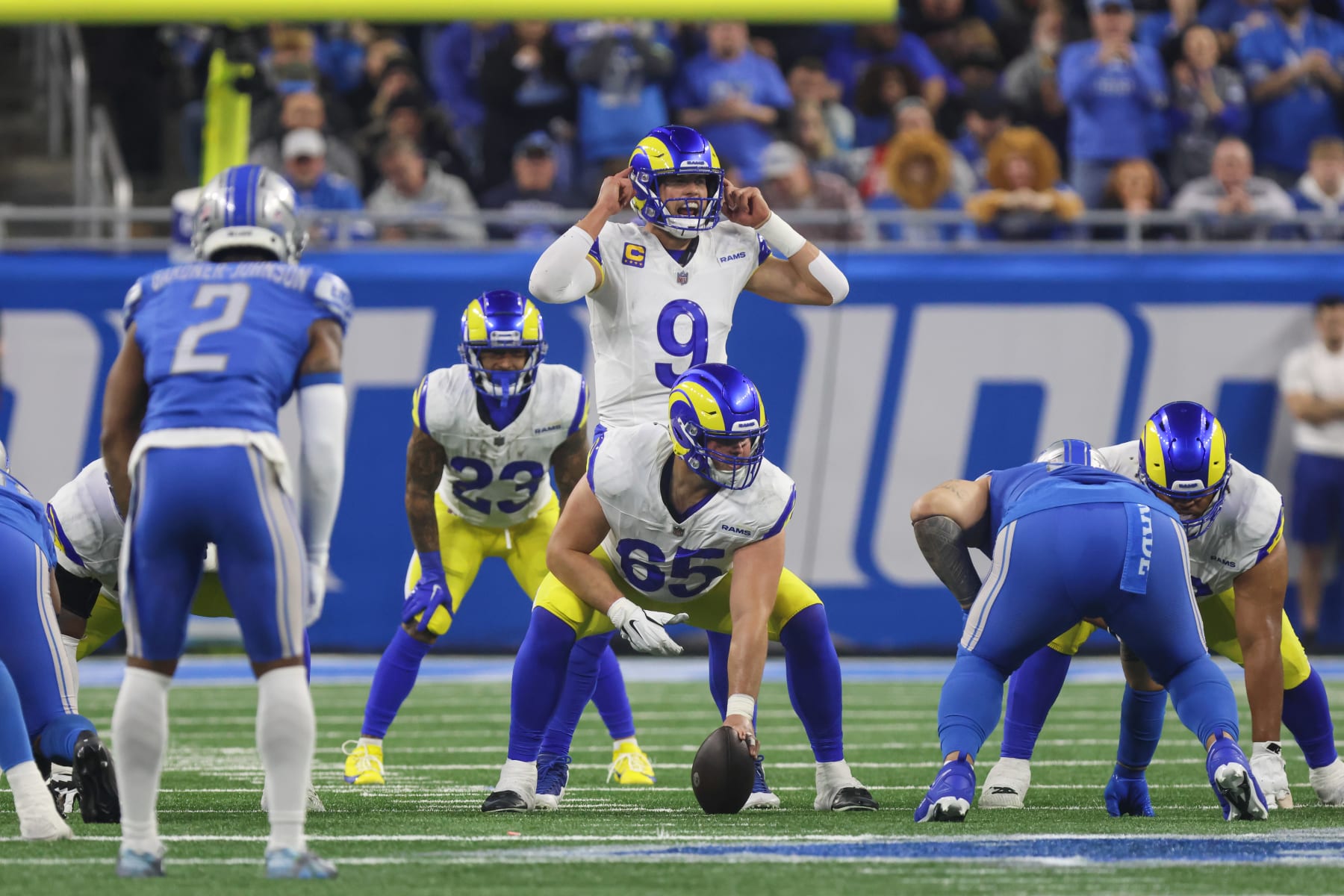 DETROIT, MI - JANUARY 14: Los Angeles Rams quarterback Matthew Stafford (9) calls out play signals during an NFL NFC Wild Card playoff football game between the Los Angeles Rams and the Detroit Lions on January 14, 2024 at Ford Field in Detroit, Michigan. (Photo by Scott W. Grau/Icon Sportswire via Getty Images)