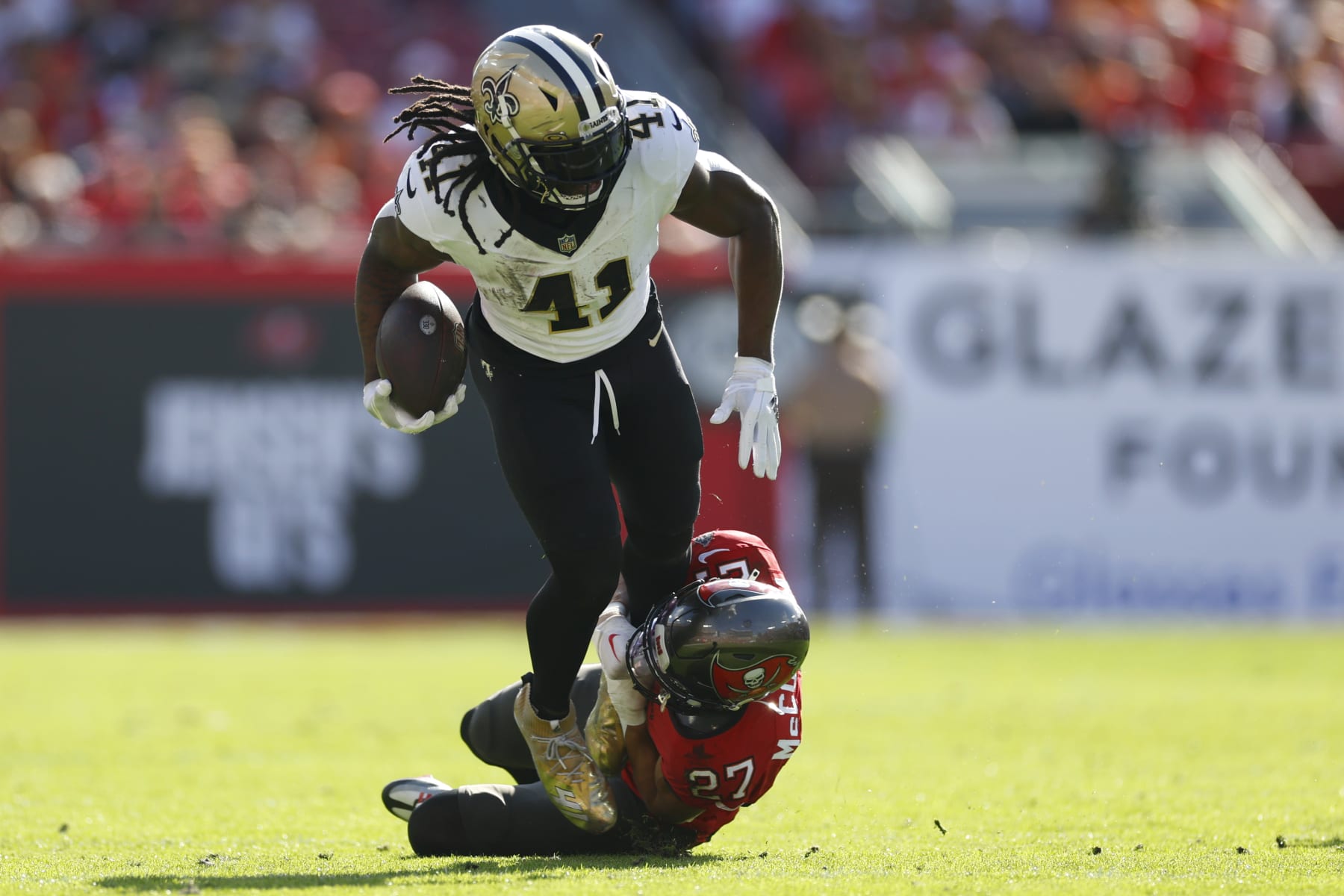 NFL Rumors: Alvin Kamara Eyes Reworked Contract; ‘No Way’ Saints Pay RB M in 2025