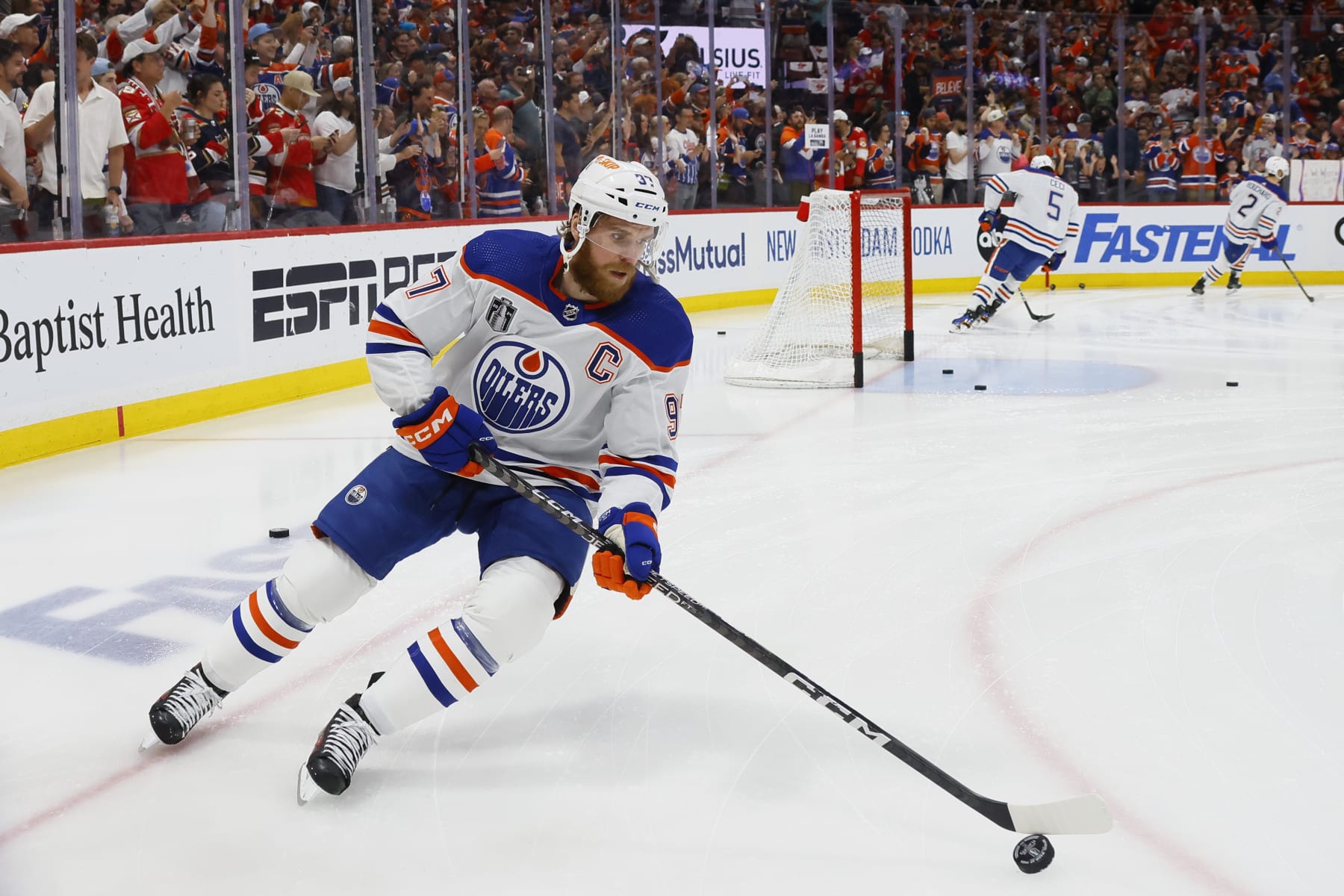 Conn Smythe Trophy 2024: Oilers’ Connor McDavid Wins over Panthers’ Sergei Bobrovsky