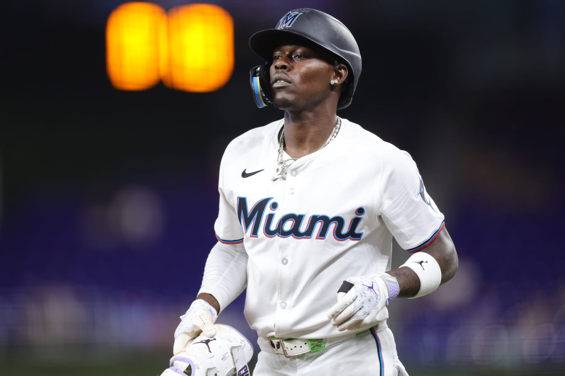 MIAMI, FLORIDA - JUNE 18: Jazz Chisholm Jr. #2 of the Miami Marlins singles during the sixth inning against the St. Louis Cardinals at loanDepot park on June 18, 2024 in Miami, Florida. (Photo by Carmen Mandato/Getty Images)