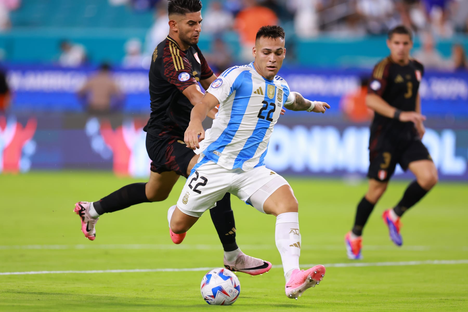 Argentina vs. Peru highlights Argentina wins Group A, eliminates