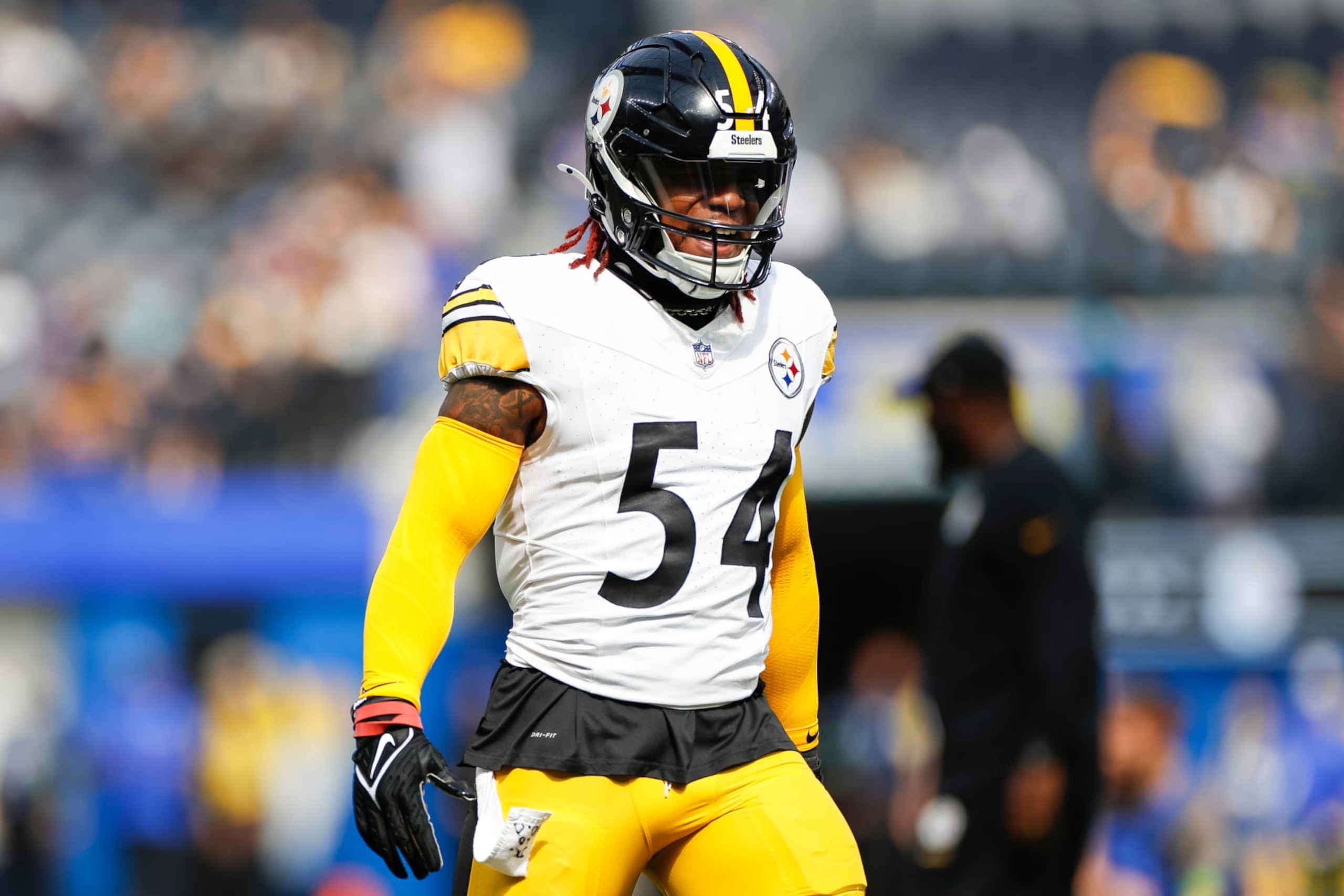 INGLEWOOD, CA - OCTOBER 22: Pittsburgh Steelers linebacker Kwon Alexander (54) warms up prior to an NFL regular season game between the Pittsburgh Steelers and the Los Angeles Rams on October 22, 2023, at SoFi Stadium in Inglewood, CA. (Photo by Brandon Sloter/Icon Sportswire via Getty Images) INGLEWOOD, CA - OCTOBER 22: Pittsburgh Steelers linebacker Kwon Alexander (54) warms up prior to an NFL regular season game between the Pittsburgh Steelers and the Los Angeles Rams on October 22, 2023, at SoFi Stadium in Inglewood, CA. (Photo by Brandon Sloter/Icon Sportswire via Getty Images)