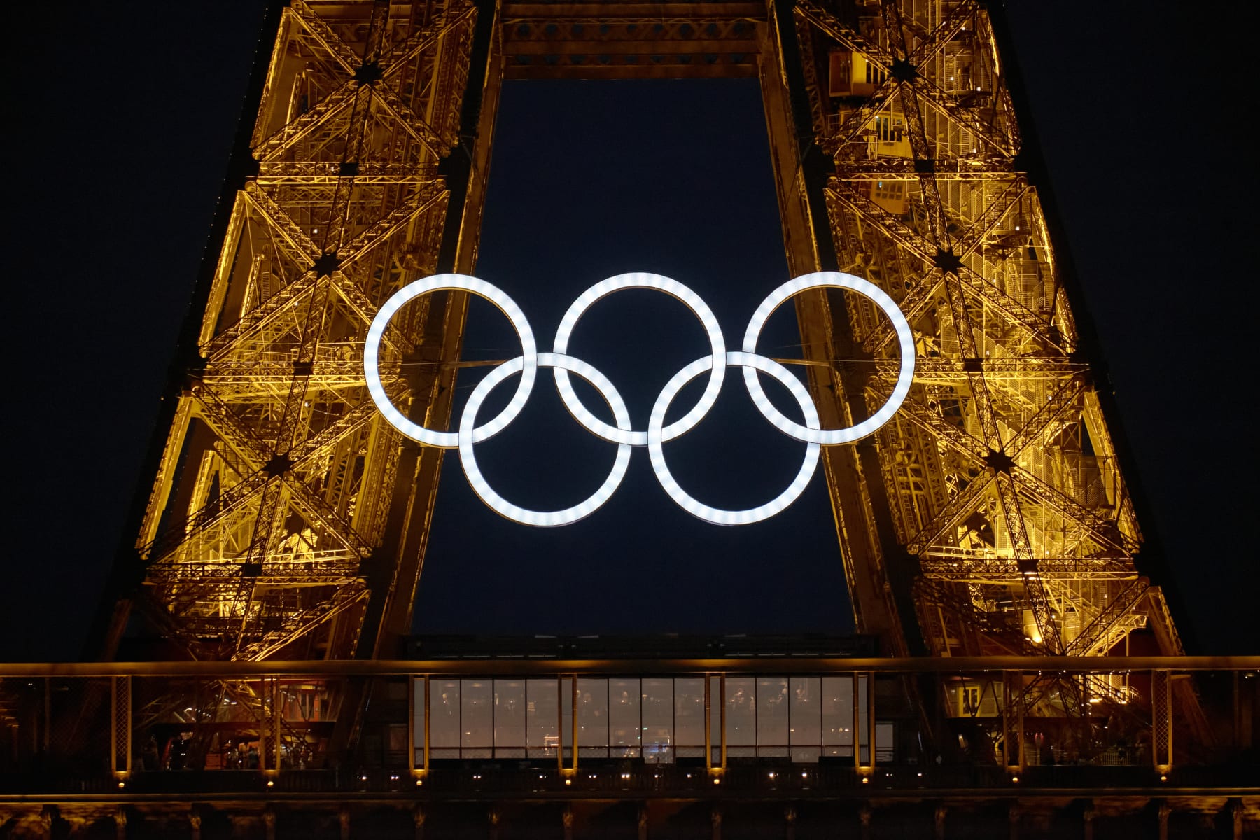PARIS, FRANCE - JUNE 28: The Olympic rings are seen on the Eiffel Tower ahead of the summer Olympic Games on June 28, 2024 in Paris, France. The 2024 Summer Olympic Games begin on July 26. (Photo by Pierre Crom/Getty Images)