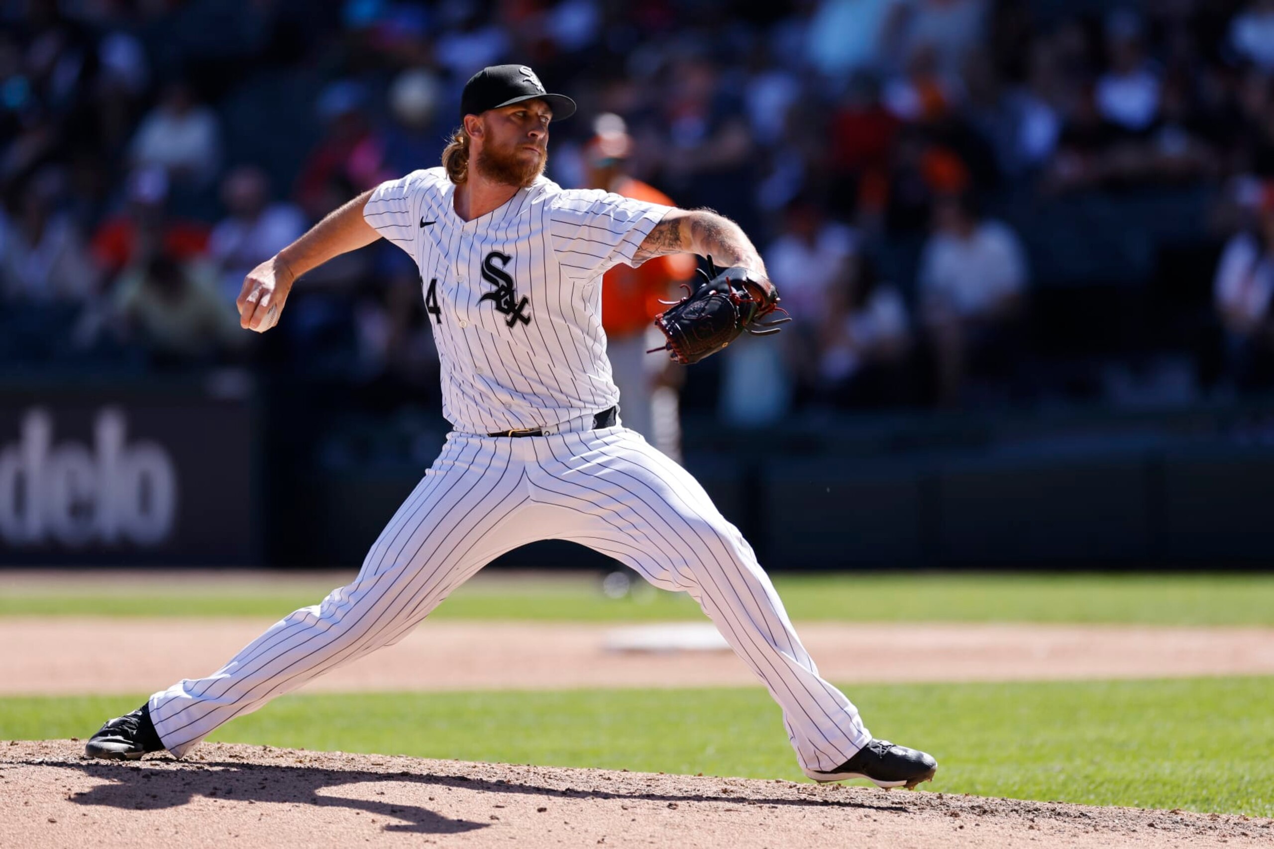 CHICAGO, IL - MAY 25: Chicago White Sox pitcher Michael Kopech (34) delivers a pitch during an MLB game against the Baltimore Orioles on May 25, 2024 at Guaranteed Rate Field in Chicago, Illinois. (Photo by Joe Robbins/Icon Sportswire via Getty Images)