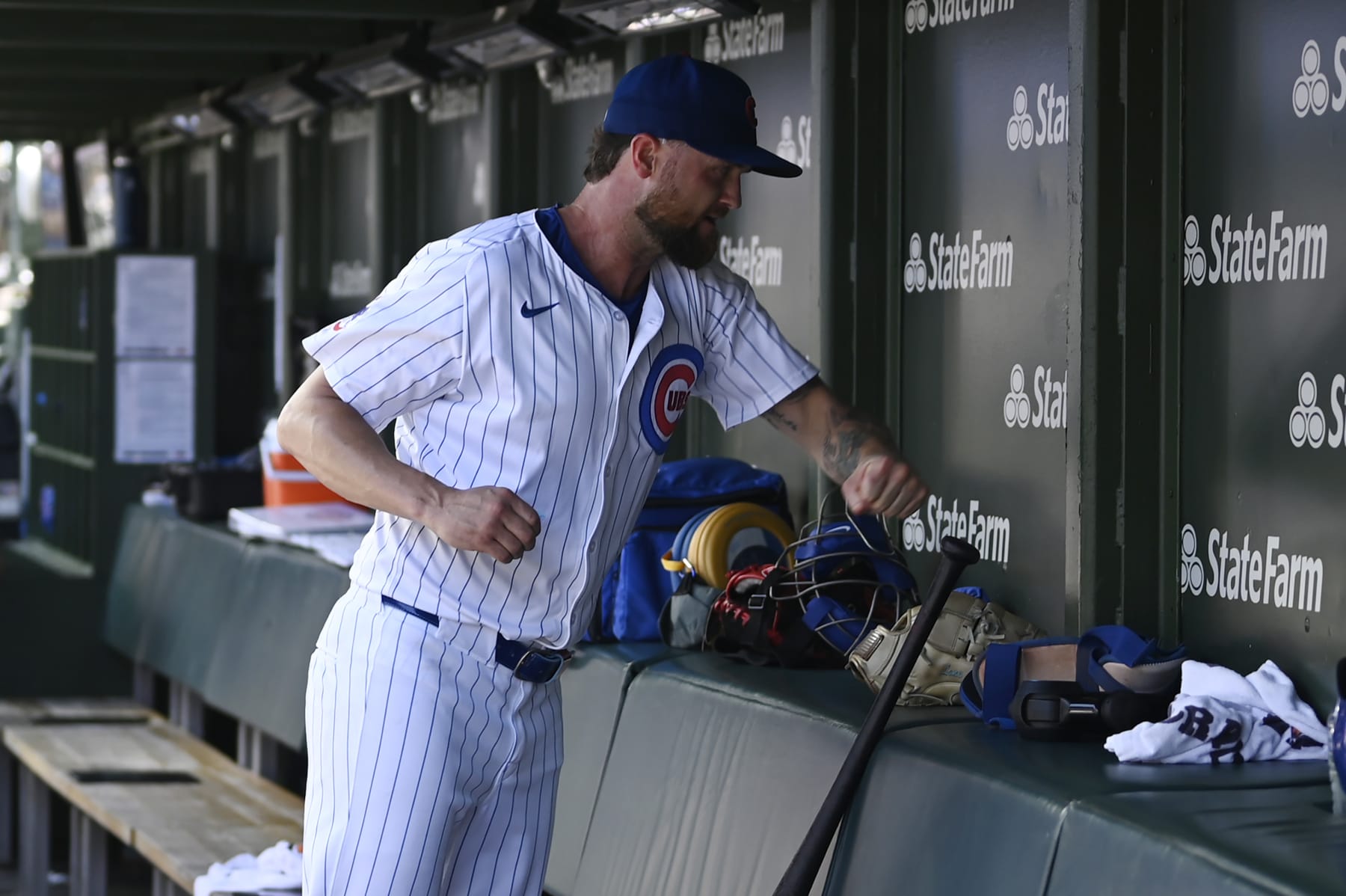 Cubs’ Colten Brewer Suffers Broken Hand Injury After Punching Dugout Wall