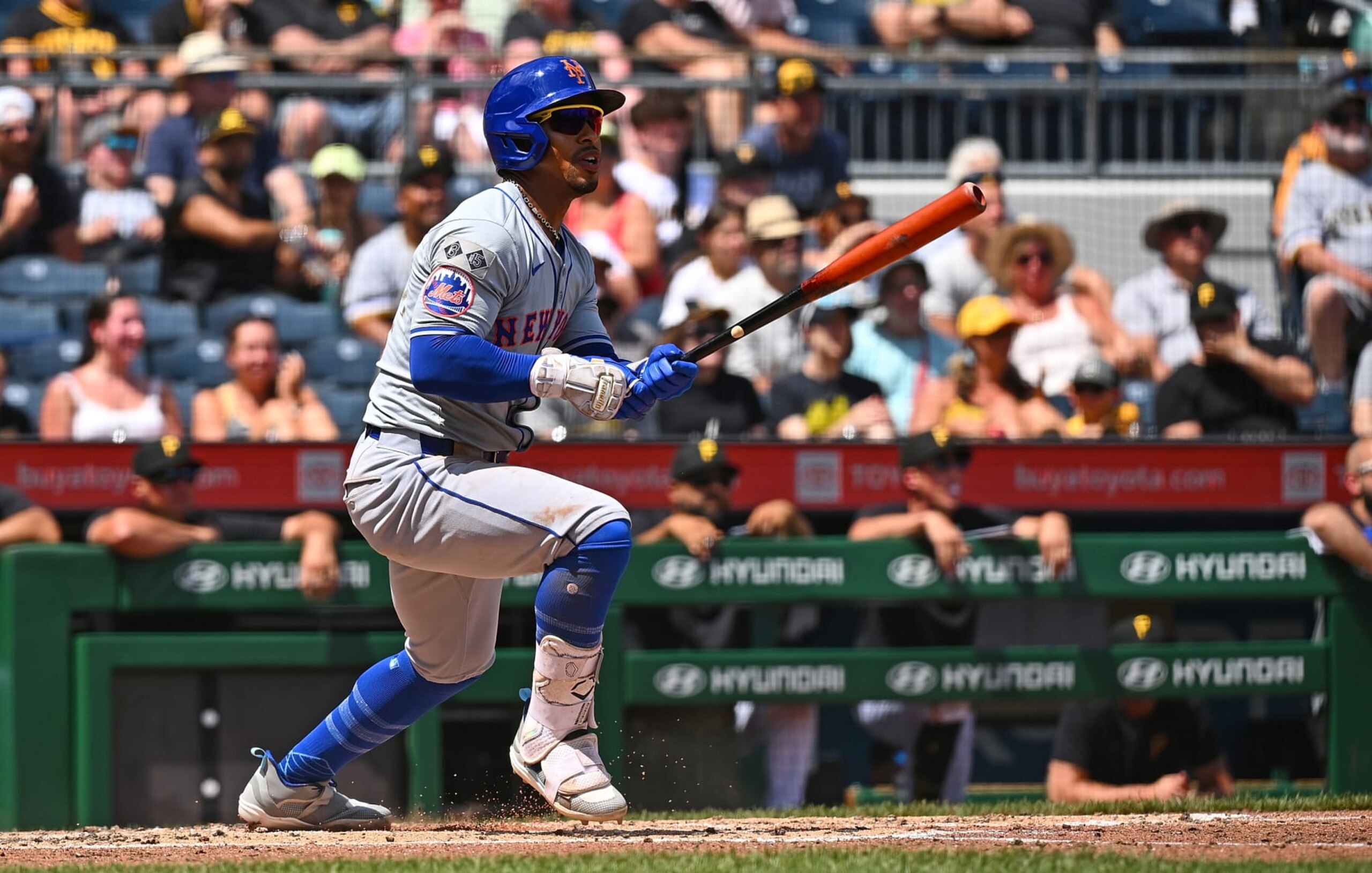 PITTSBURGH, PENNSYLVANIA - JULY 7: Francisco Lindor #12 of the New York Mets hits a double in the sixth inning during the game against the Pittsburgh Pirates at PNC Park on July 7, 2024 in Pittsburgh, Pennsylvania. (Photo by Justin Berl/Getty Images)