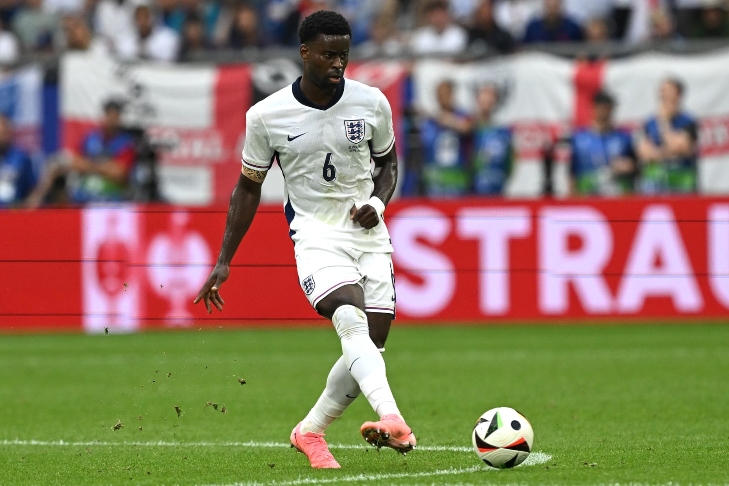 GELSENKIRCHEN, GERMANY - JUNE 30: Marc Guehi of England in action during the UEFA EURO 2024 round of 16 match between England and Slovakia at Arena AufSchalke on June 30, 2024 in Gelsenkirchen, Germany. (Photo by Image Photo Agency/Getty Images) GELSENKIRCHEN, GERMANY - JUNE 30: Marc Guehi of England in action during the UEFA EURO 2024 round of 16 match between England and Slovakia at Arena AufSchalke on June 30, 2024 in Gelsenkirchen, Germany. (Photo by Image Photo Agency/Getty Images)
