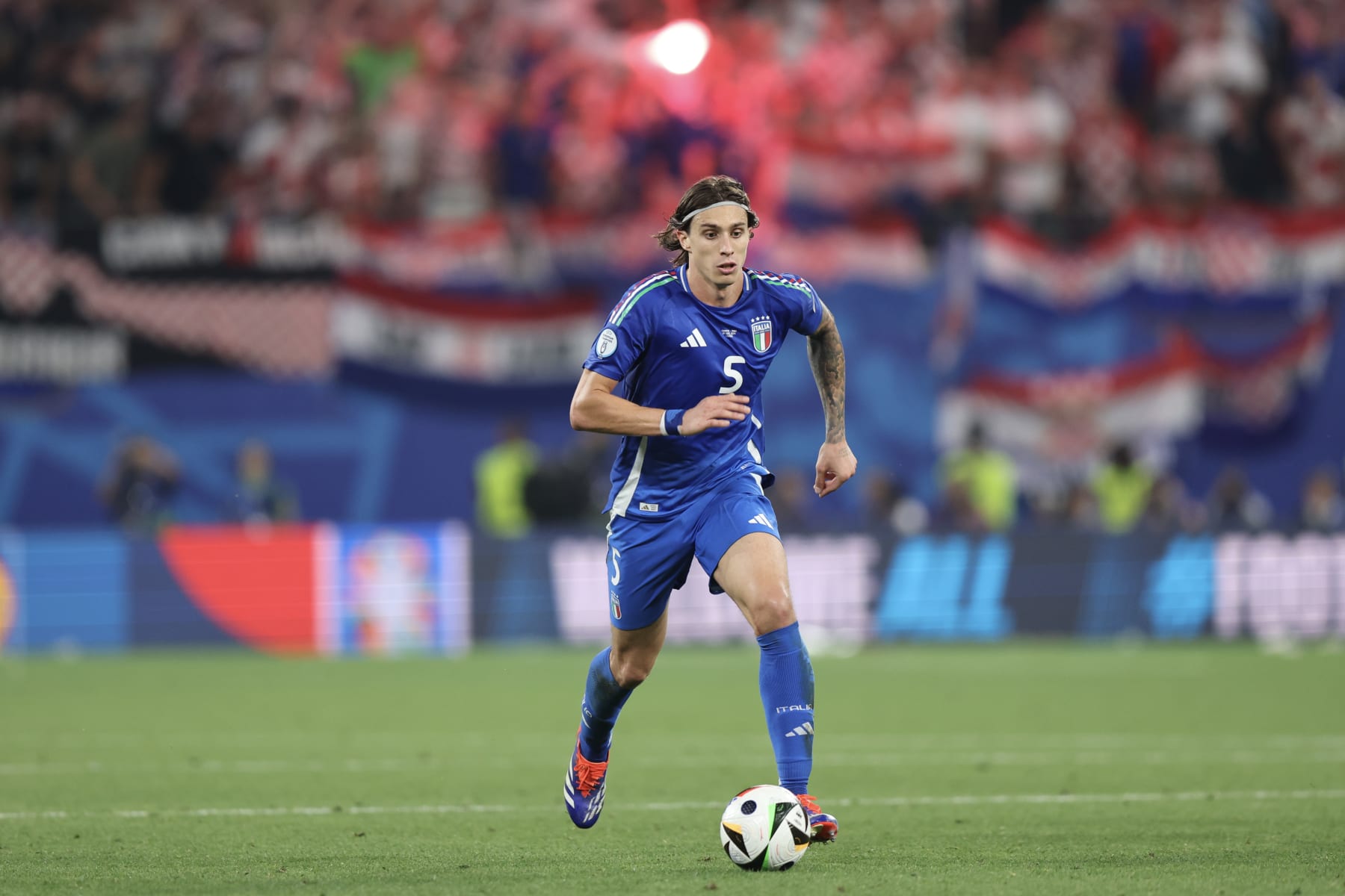LEIPZIG, GERMANY - JUNE 24: Riccardo Calafiori of Italy during the UEFA EURO 2024 group stage match between Croatia and Italy at Football Stadium Leipzig on June 24, 2024 in Leipzig, Germany.(Photo by James Baylis - AMA/Getty Images)