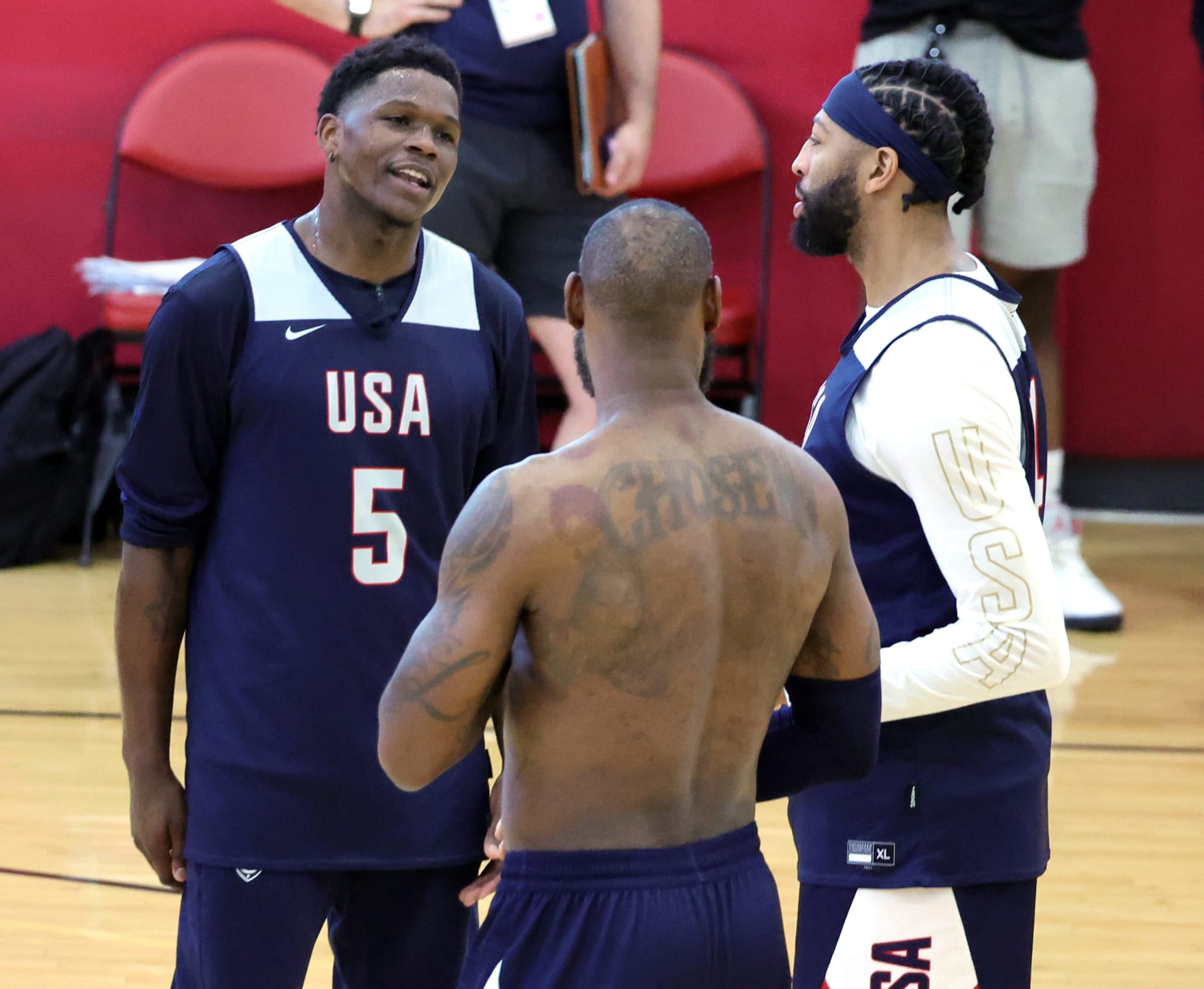 LAS VEGAS, NEVADA - JULY 07: (L-R) Anthony Edwards #5, LeBron James #6 and Anthony Davis #14 of the 2024 USA Basketball Men's National Team talk during a practice session at the team's training camp at the Mendenhall Center at UNLV on July 07, 2024 in Las Vegas, Nevada. (Photo by Ethan Miller/Getty Images)