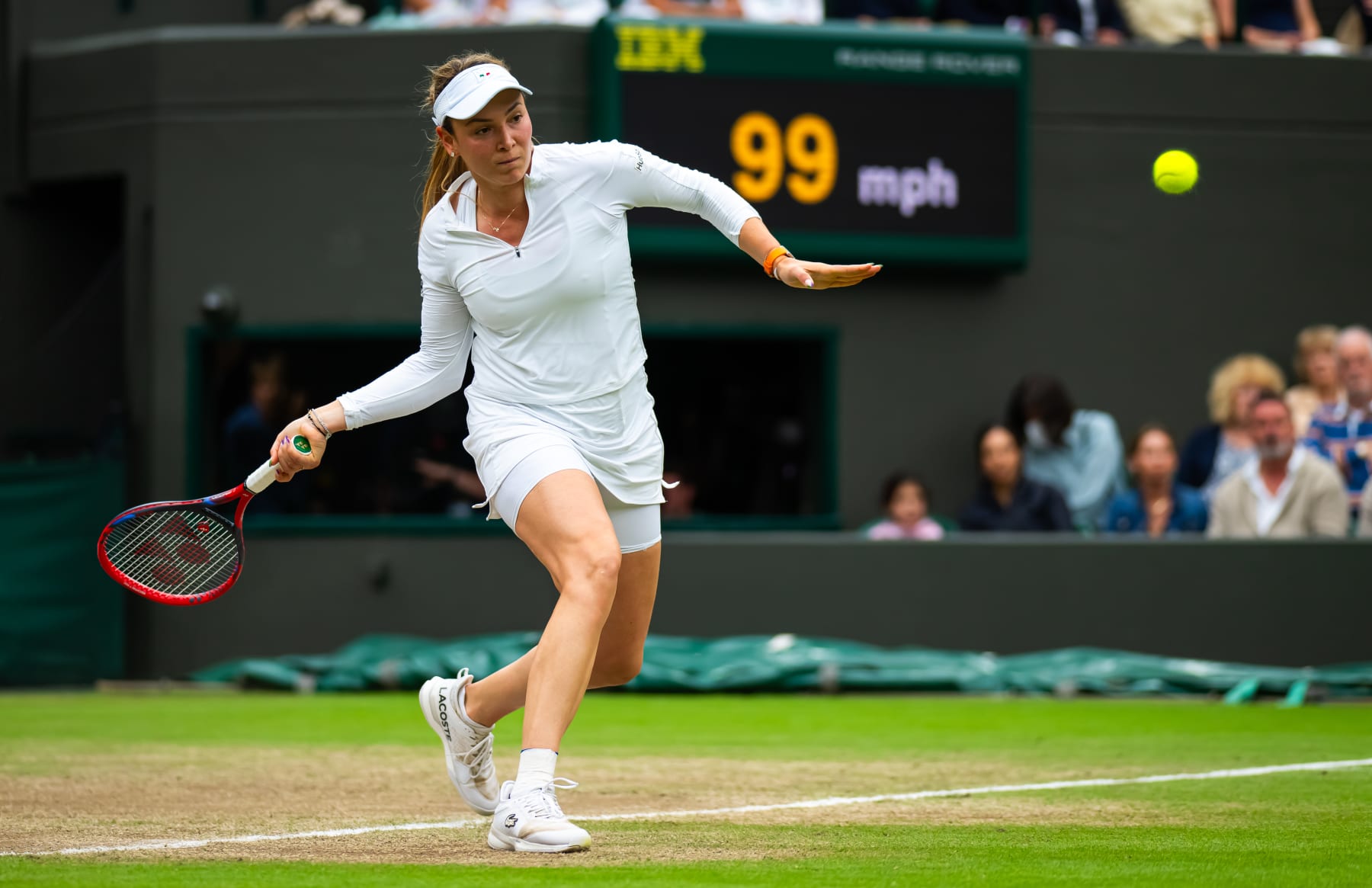 LONDON, ENGLAND - JULY 09: Donna Vekic of Croatia in action against Lulu Sun of New Zealand in the quarter-final on Day Nine of The Championships Wimbledon 2024 at All England Lawn Tennis and Croquet Club on July 09, 2024 in London, England. (Photo by Robert Prange/Getty Images)