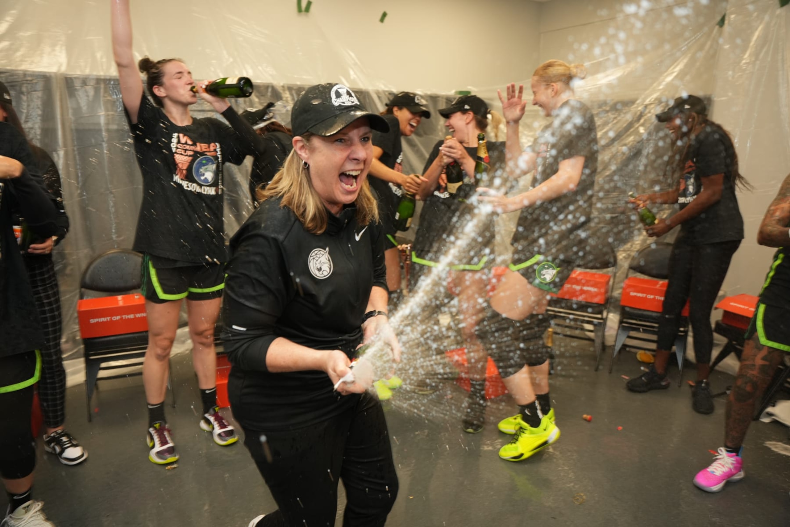 Lynx coach Cheryl Reeve celebrates Minnesota's Commissioner's Cup win Lynx coach Cheryl Reeve celebrates Minnesota's Commissioner's Cup win