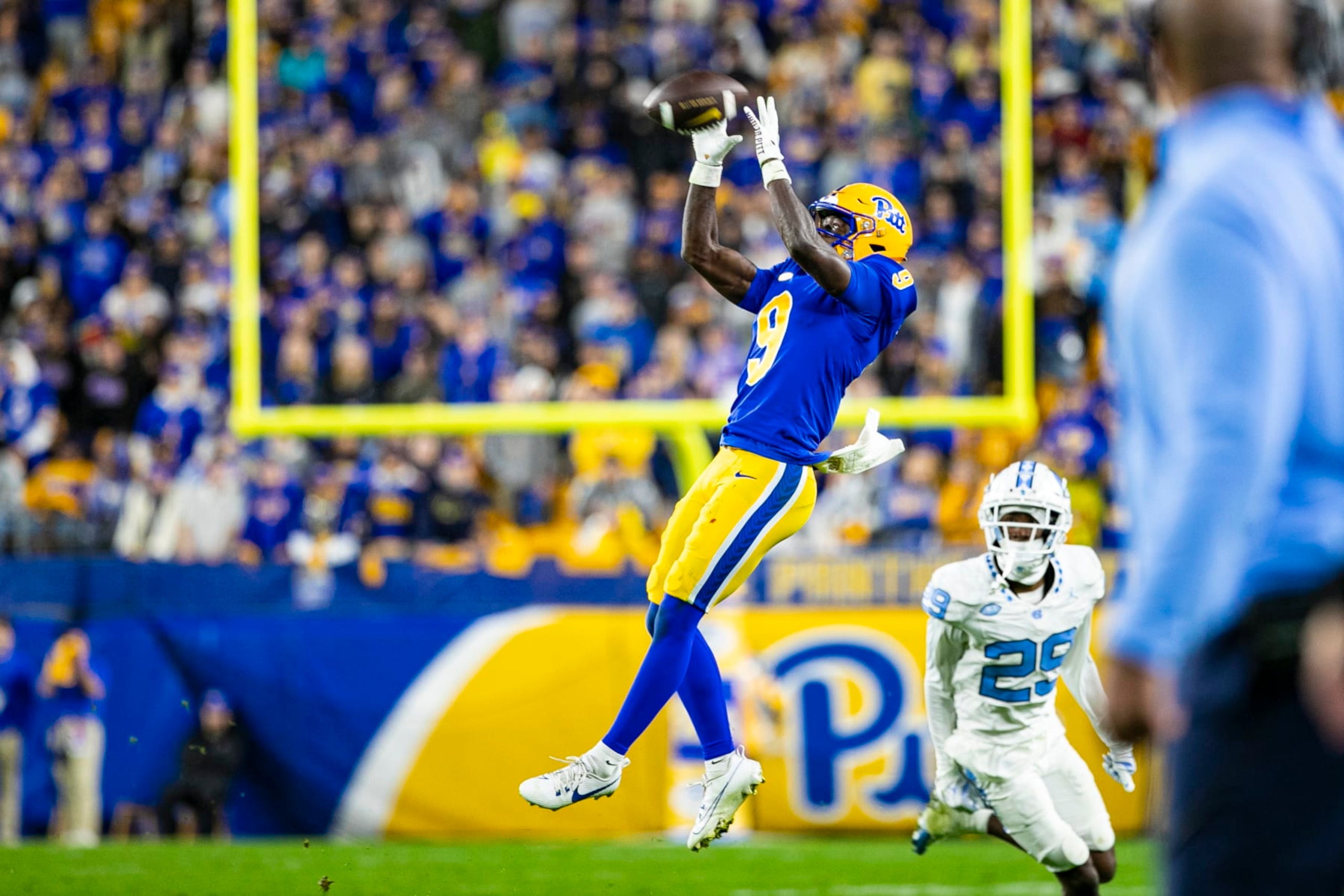 PITTSBURGH, PA - SEPTEMBER 23: Pittsburgh Panthers wide receiver Konata Mumpfield (9) makes a catch during the college football game between the North Carolina Tar Heels and Pittsburgh Panthers on September 23, 2023 at Acrisure Stadium in Pittsburgh, PA. (Photo by Mark Alberti/Icon Sportswire via Getty Images)