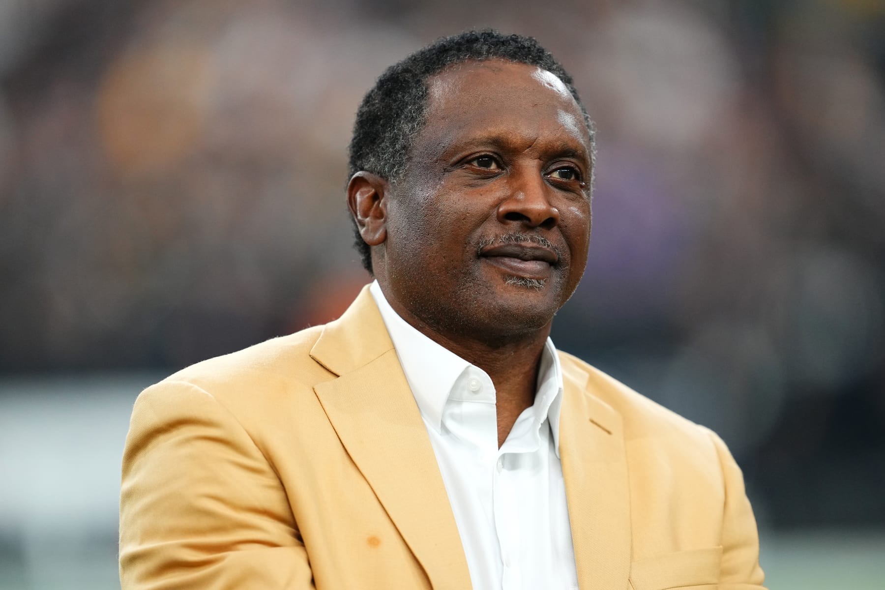 Video: NFL Icon Tim Brown Wins Boat with Hole-in-One at American Century Championship