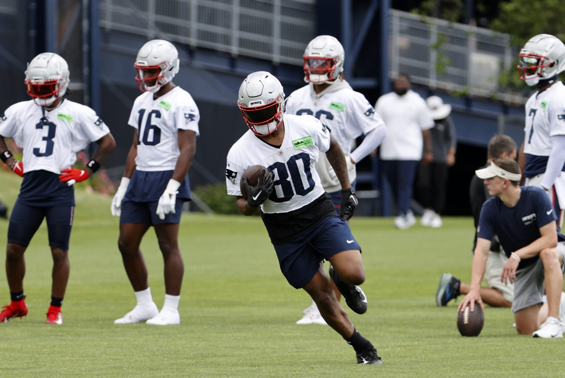 FOXBOROUGH, MA - JUNE 12: New England Patriots wide receiver Kayshon Boutte (80) carries the ball during New England Patriots Minicamp on June 12, 2024, at The Patriots practice facility at Gillette Stadium in Foxborough, Massachusetts. (Photo by Fred Kfoury III/Icon Sportswire via Getty Images)
