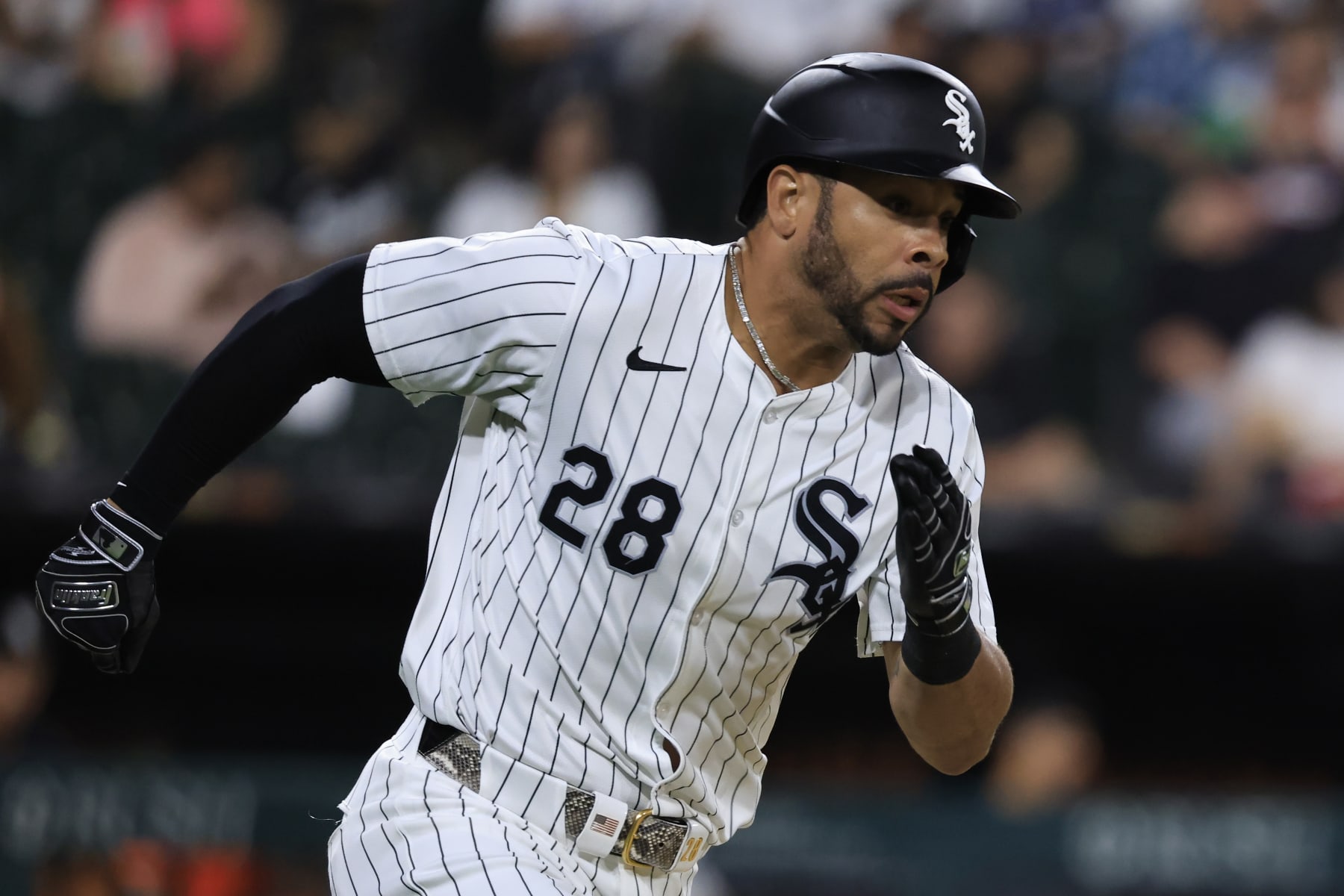 CHICAGO, ILLINOIS - JUNE 26: Tommy Pham #28 of the Chicago White Sox runs the bases against the Los Angeles Dodgers at Guaranteed Rate Field on June 26, 2024 in Chicago, Illinois. (Photo by Justin Casterline/Getty Images)