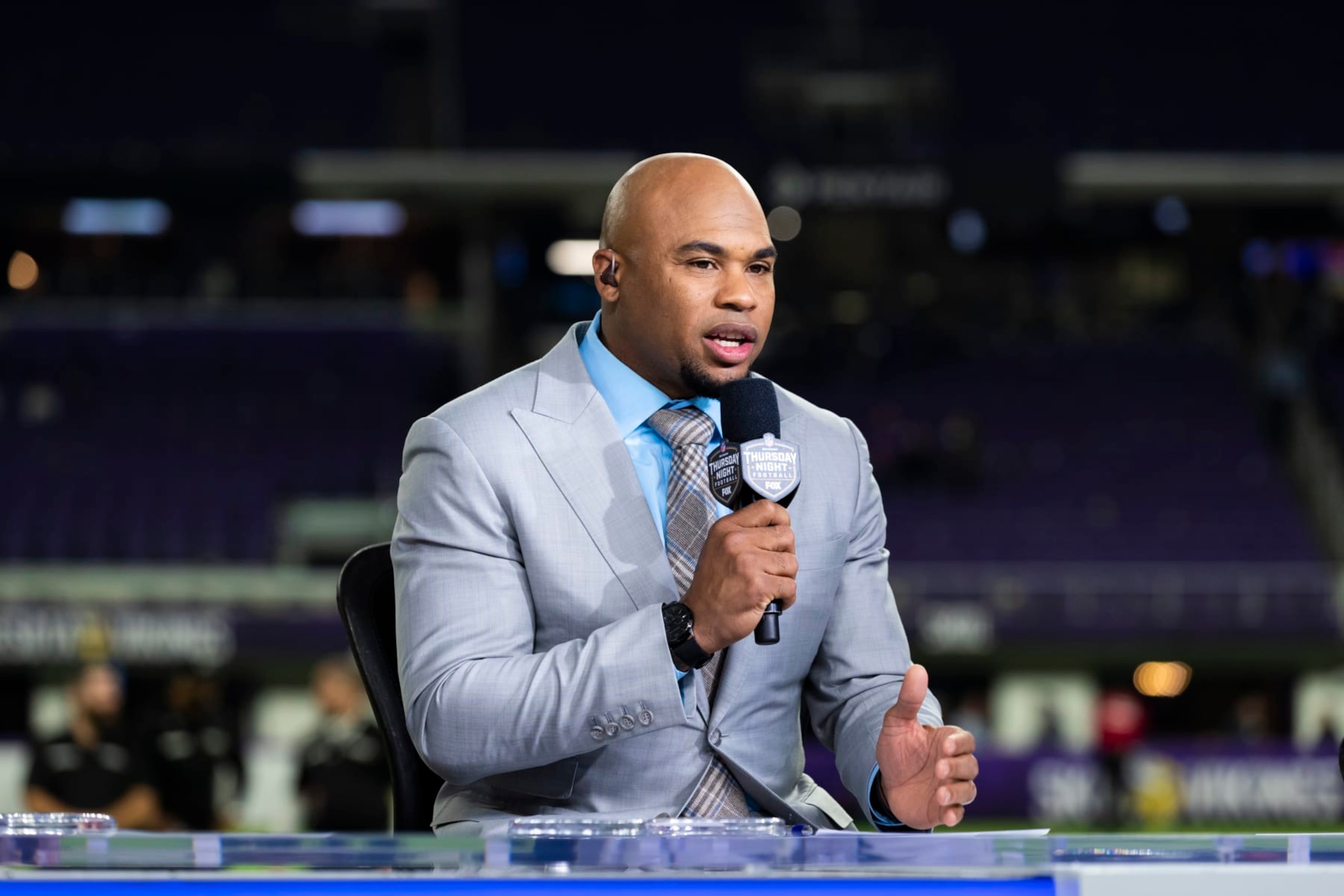 MINNEAPOLIS, MN - OCTOBER 24: MINNEAPOLIS, MN - OCTOBER 24: Sportscaster Steve Smith on the set of NFL Networks Thursday Night Football broadcast after an NFL regular season game between the Washington Redskins and Minnesota Vikings on Thursday, Oct. 24, 2019 in Minneapolis. The Vikings won, 19-9. (Photo by Ric Tapia/Icon Sportswire via Getty Images)