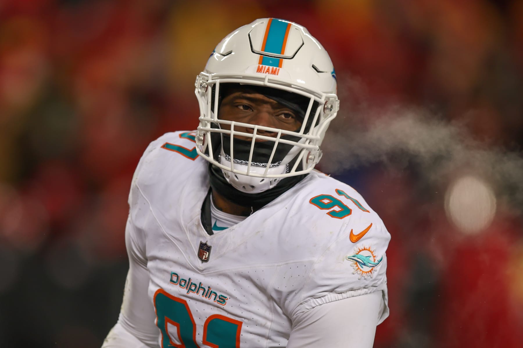 KANSAS CITY, MO - JANUARY 13: Miami Dolphins defensive end Emmanuel Ogbah (91) during an AFC Wild Card playoff game between the Miami Dolphins and Kansas City Chiefs on Jan 13, 2024 at GEHA Field at Arrowhead Stadium in Kansas City, MO. (Photo by Scott Winters/Icon Sportswire via Getty Images)