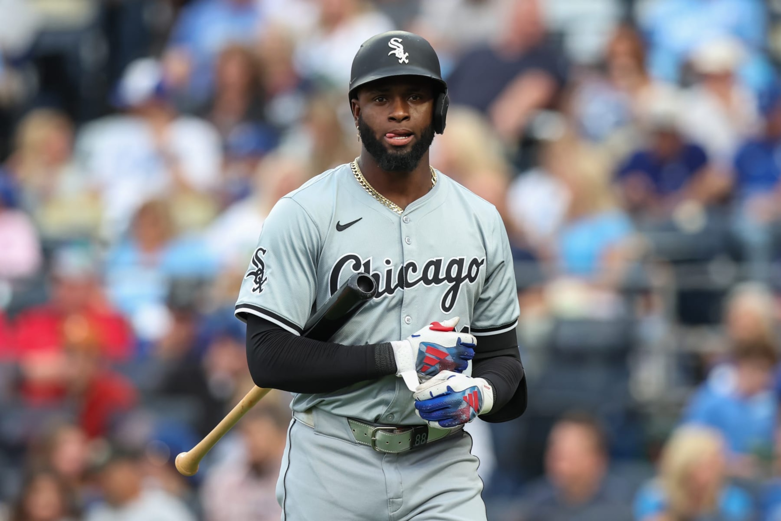 KANSAS CITY, MO - JULY 20: Chicago White Sox outfielder Luis Robert Jr. (88) after striking out during an MLB game between the Chicago White Sox and Kansas City Royals on July 20, 2024 at Kauffman Stadium in Kansas City,  MO. (Photo by Scott Winters/Icon Sportswire via Getty Images)