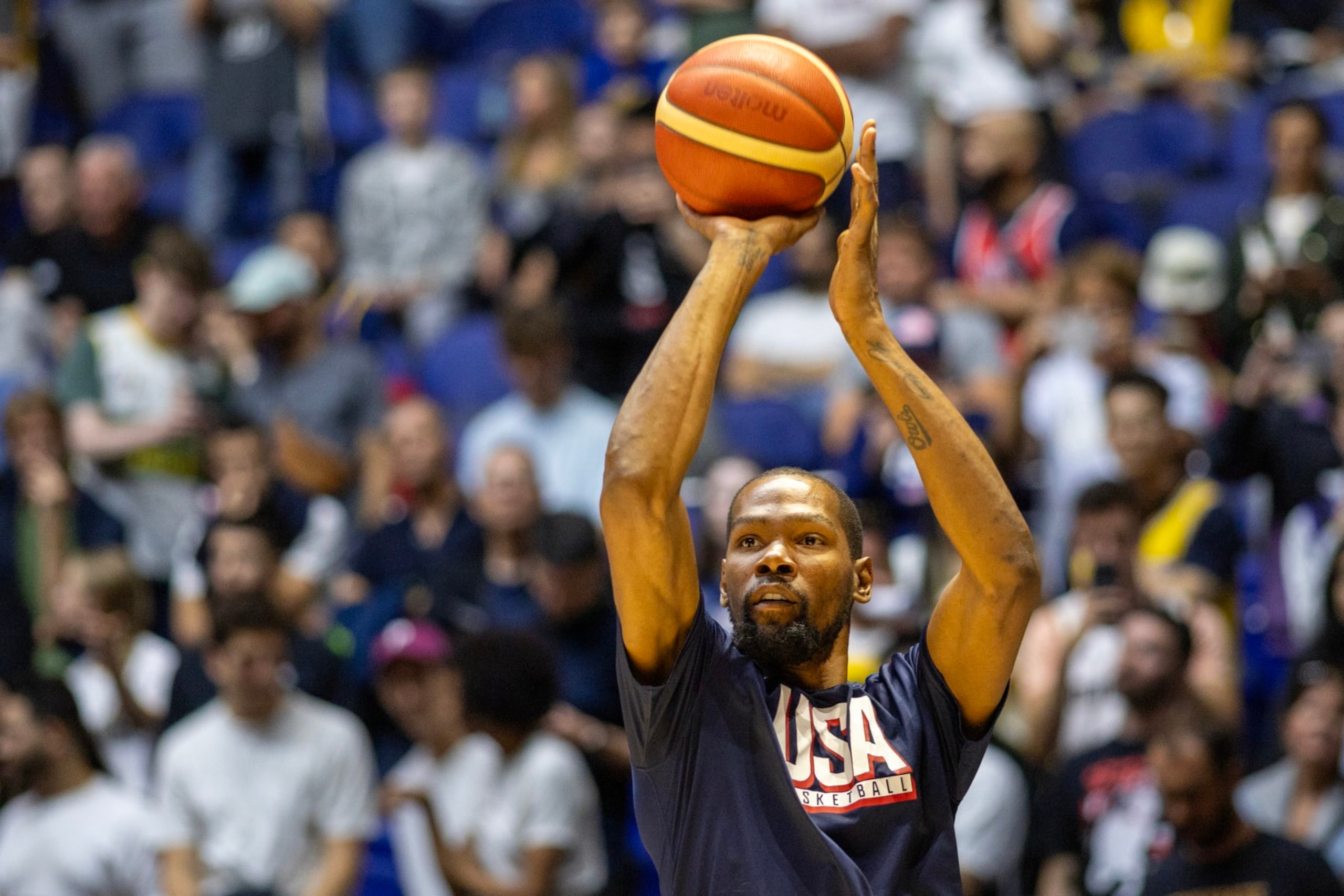 LONDON, ENGLAND: JULY 22: Kevin Durant #7 of the United States during team warm up before the USA V Germany, USA basketball showcase match in preparation for the Paris Olympic Games at The O2 Arena on July 22nd, 2024, in London, England. (Photo by Tim Clayton/Corbis via Getty Images) LONDON, ENGLAND: JULY 22: Kevin Durant #7 of the United States during team warm up before the USA V Germany, USA basketball showcase match in preparation for the Paris Olympic Games at The O2 Arena on July 22nd, 2024, in London, England. (Photo by Tim Clayton/Corbis via Getty Images)