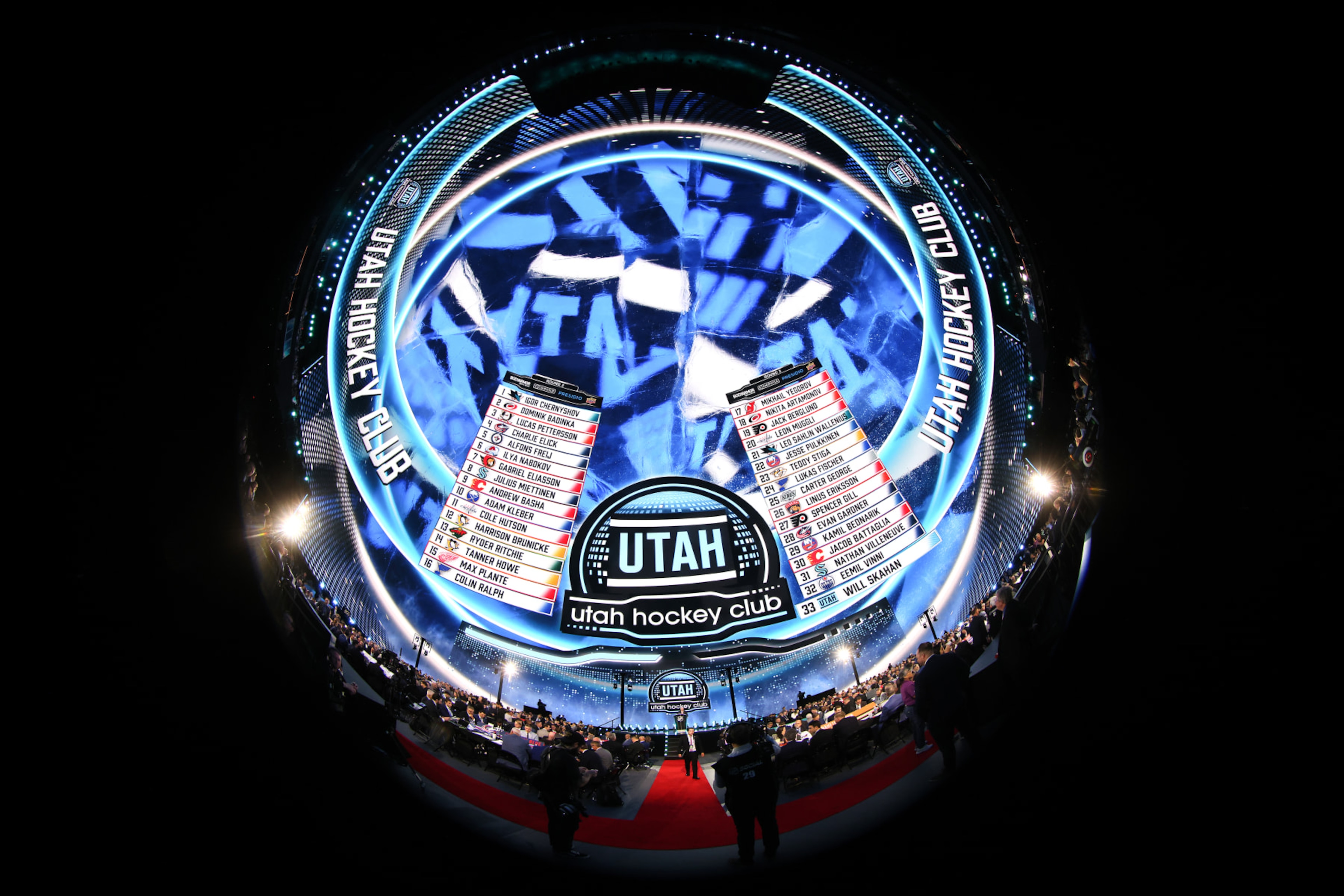 LAS VEGAS, NEVADA - JUNE 29: Will Skahan is selected by the Utah Hockey Club with the 65th overall pick during the 2024 Upper Deck NHL Draft at Sphere on June 29, 2024 in Las Vegas, Nevada. (Photo by Bruce Bennett/Getty Images) LAS VEGAS, NEVADA - JUNE 29: Will Skahan is selected by the Utah Hockey Club with the 65th overall pick during the 2024 Upper Deck NHL Draft at Sphere on June 29, 2024 in Las Vegas, Nevada. (Photo by Bruce Bennett/Getty Images)