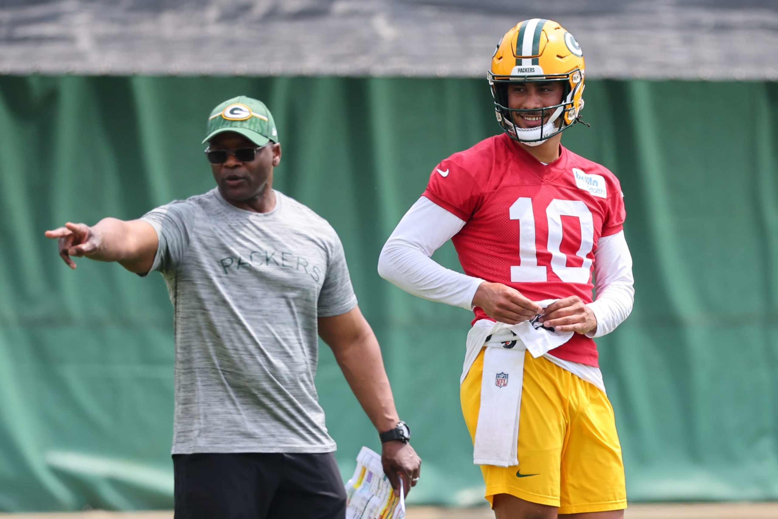 GREEN BAY, WISCONSIN - JUNE 04: Jordan Love #10 of the Green Bay Packers participates in drills during the Green Bay Packers Minicamp at Ray Nitschke Field on June 04, 2024 in Green Bay, Wisconsin.  (Photo by Stacy Revere/Getty Images)