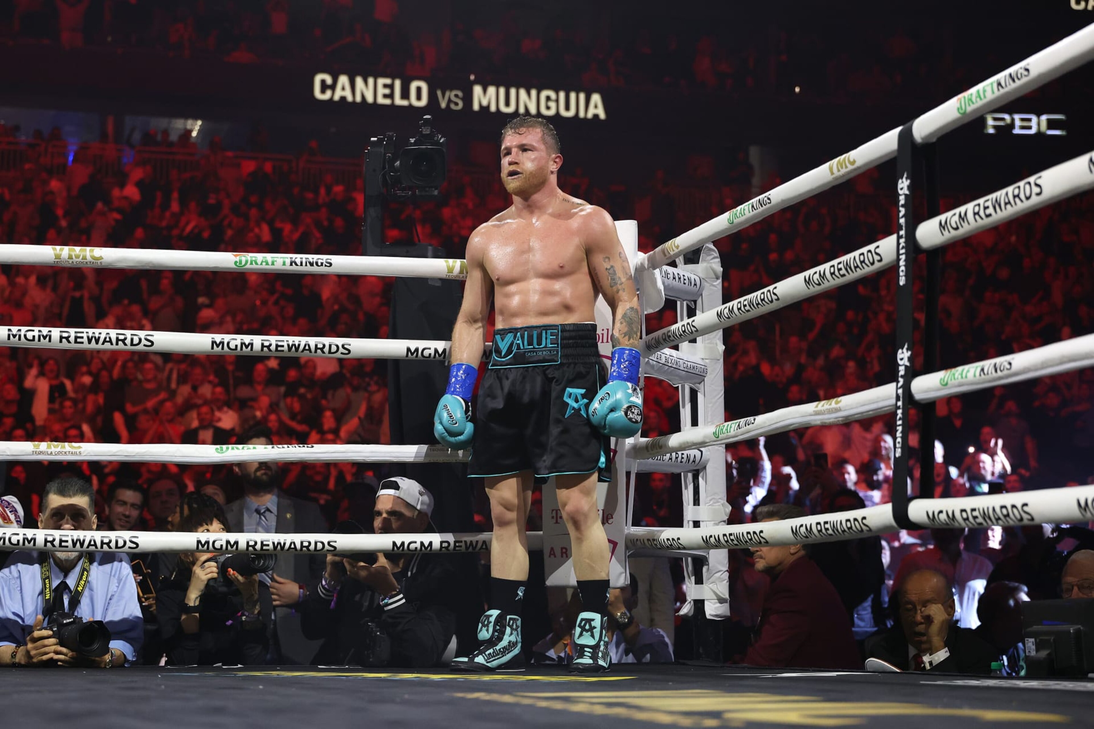 LAS VEGAS, NEVADA - MAY 04: Canelo Alvarez looks on from the corner against Jaime Munguia in their super middleweight championship title fight at T-Mobile Arena on May 04, 2024 in Las Vegas, Nevada. (Photo by Christian Petersen/Getty Images)