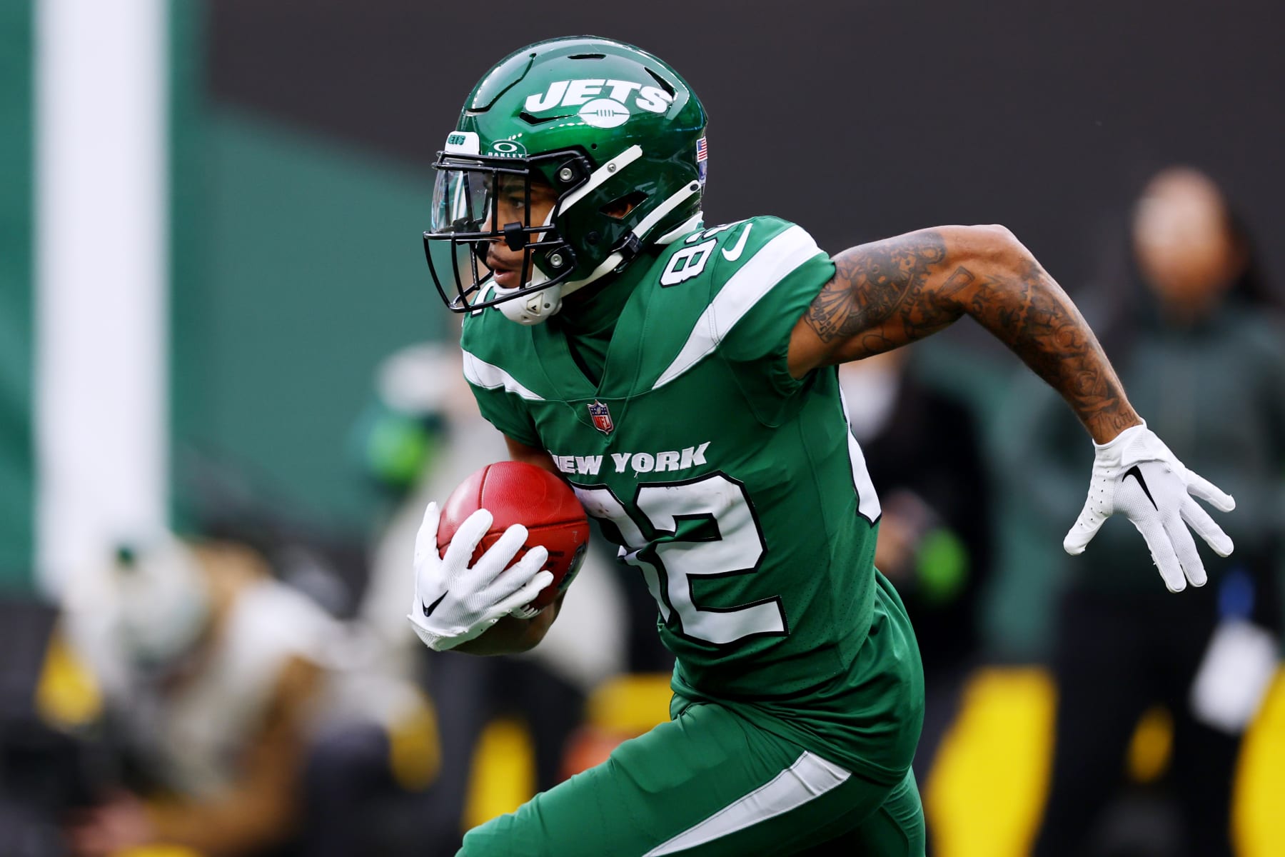 EAST RUTHERFORD, NEW JERSEY - DECEMBER 24: Xavier Gipson #82 of the New York Jets in action against the Washington Commanders during a game at MetLife Stadium on December 24, 2023 in East Rutherford, New Jersey. (Photo by Rich Schultz/Getty Images)
