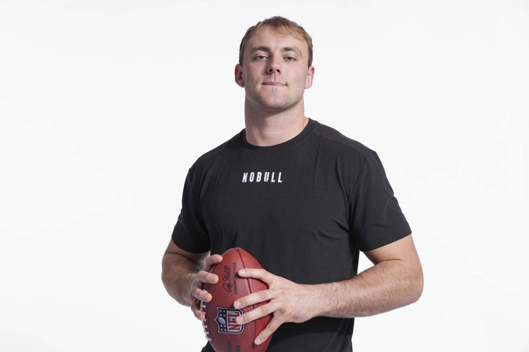 INDIANAPOLIS, INDIANA - MARCH 02: Brock Bowers #TE04 of Georgia poses for portraits at the Indiana Convention Center on March 2, 2024 in Indianapolis, Indiana. (Photo by Todd Rosenberg/Getty Images)