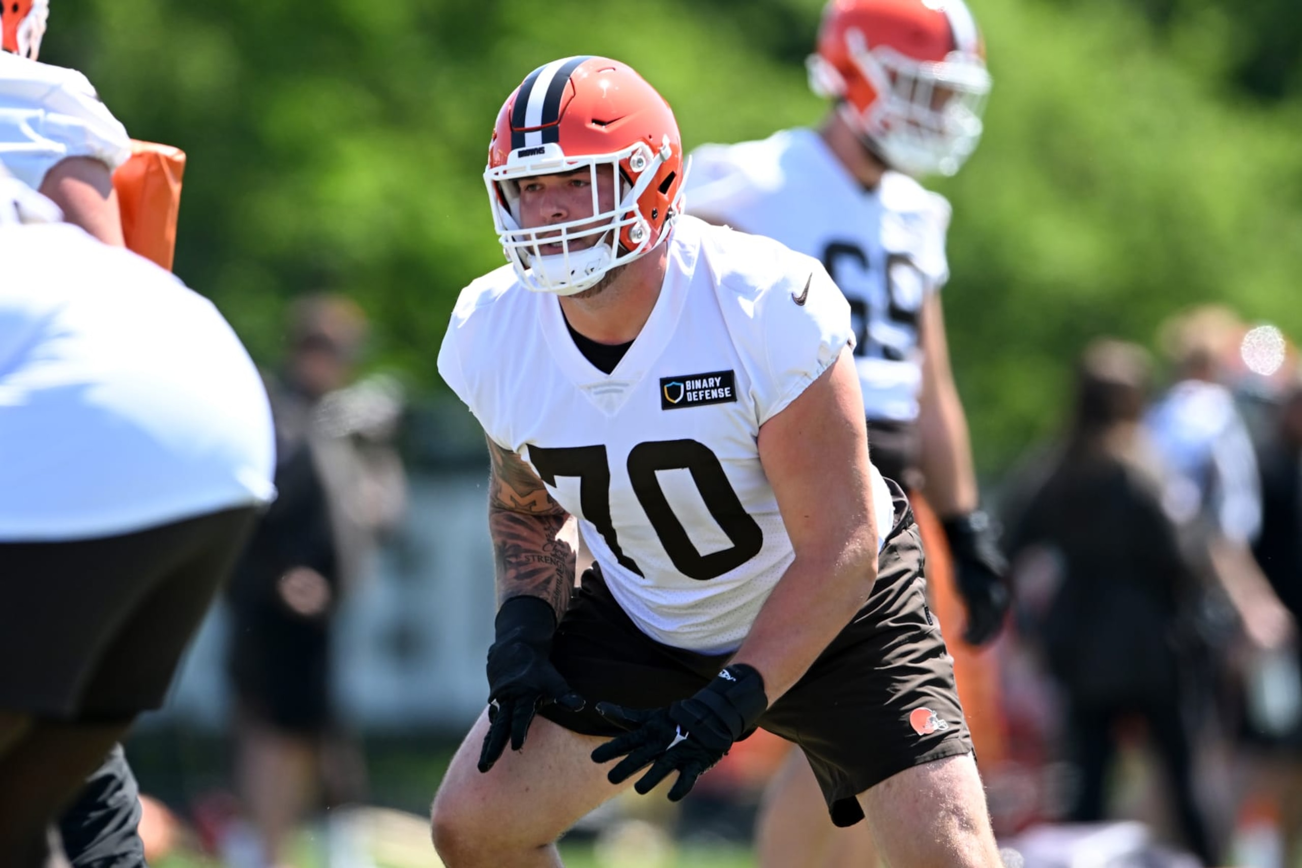BEREA, OHIO - JUNE 12: Zak Zinter #70 of the Cleveland Browns runs a drill during a mandatory minicamp workout at their CrossCountry Mortgage Campus on June 12, 2024 in Berea, Ohio. (Photo by Nick Cammett/Getty Images)