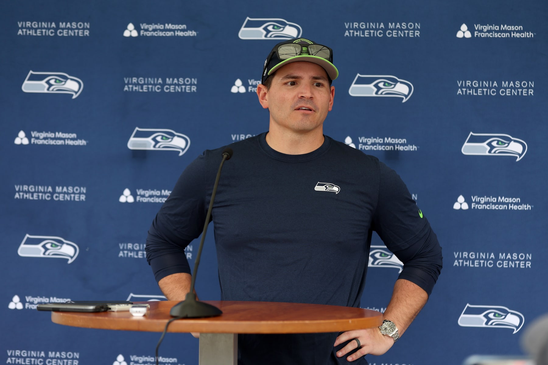 Seahawks head coach Mike Macdonald 