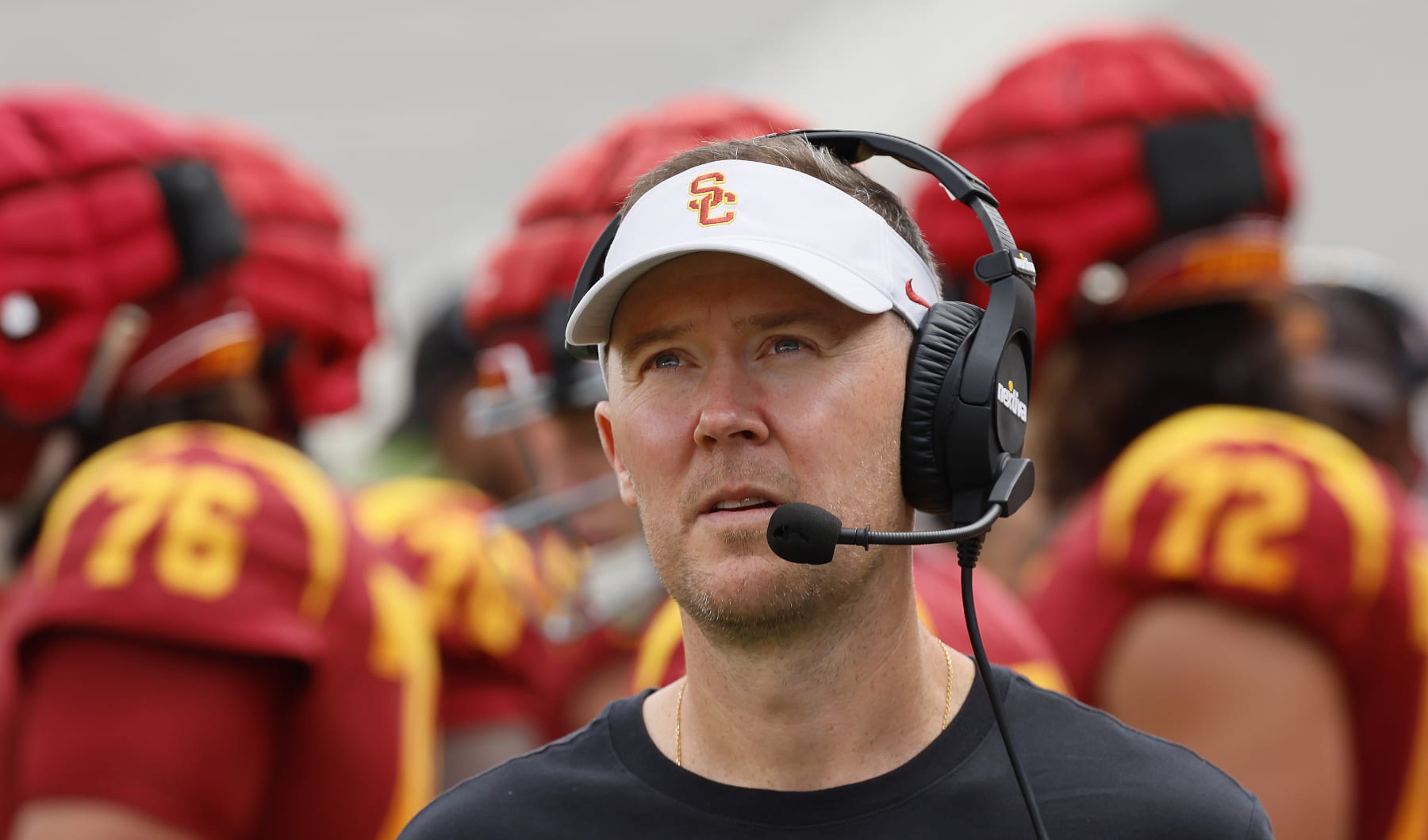 Los Angeles, CA - April 20: USC head coach Lincoln Riley coaches during the USC Spring Game at Los Angeles Memorial Coliseum in Los Angeles Saturday, April 20, 2024.  (Allen J. Schaben / Los Angeles Times via Getty Images)
