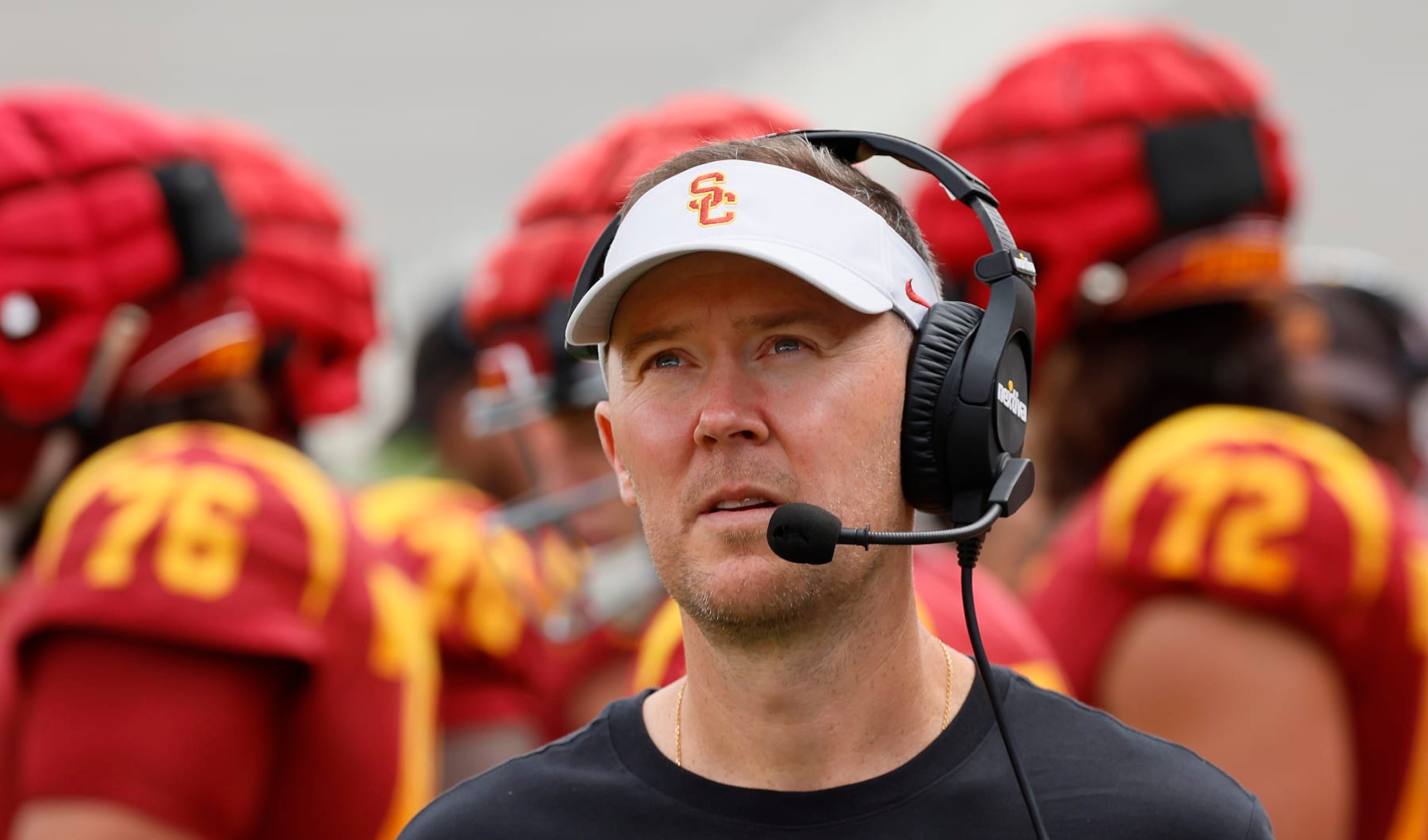 Los Angeles, CA - April 20: USC head coach Lincoln Riley coaches during the USC Spring Game at Los Angeles Memorial Coliseum in Los Angeles Saturday, April 20, 2024.  (Allen J. Schaben / Los Angeles Times via Getty Images)