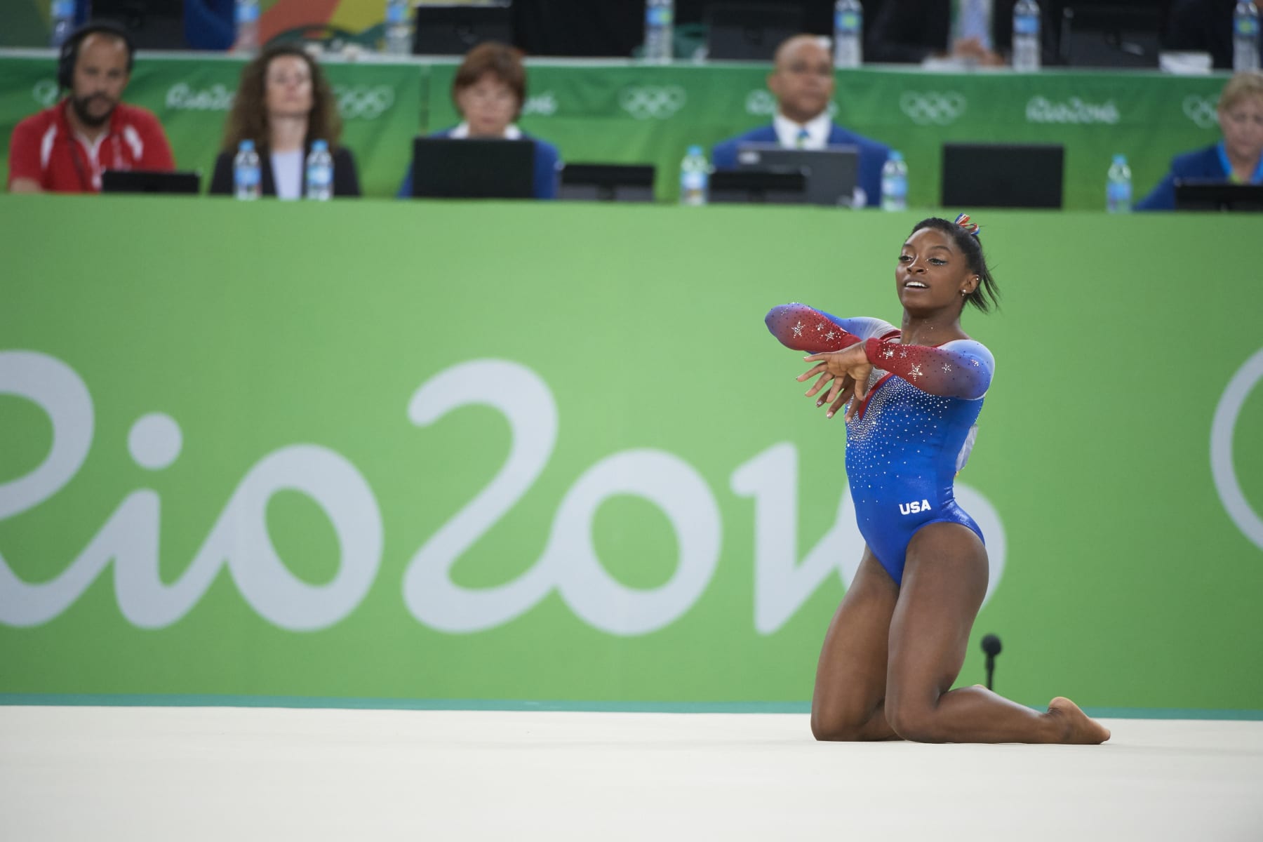 Gymnastics: 2016 Summer Olympics: USA Simone Biles in action during Women's Floor Exercise Final at Rio Olympic Arena. Biles wins gold. 
Rio de Janeiro, Brazil 8/16/2016
CREDIT: Robert Beck (Photo by Robert Beck /Sports Illustrated via Getty Images)
(Set Number: SI33 TK1 )