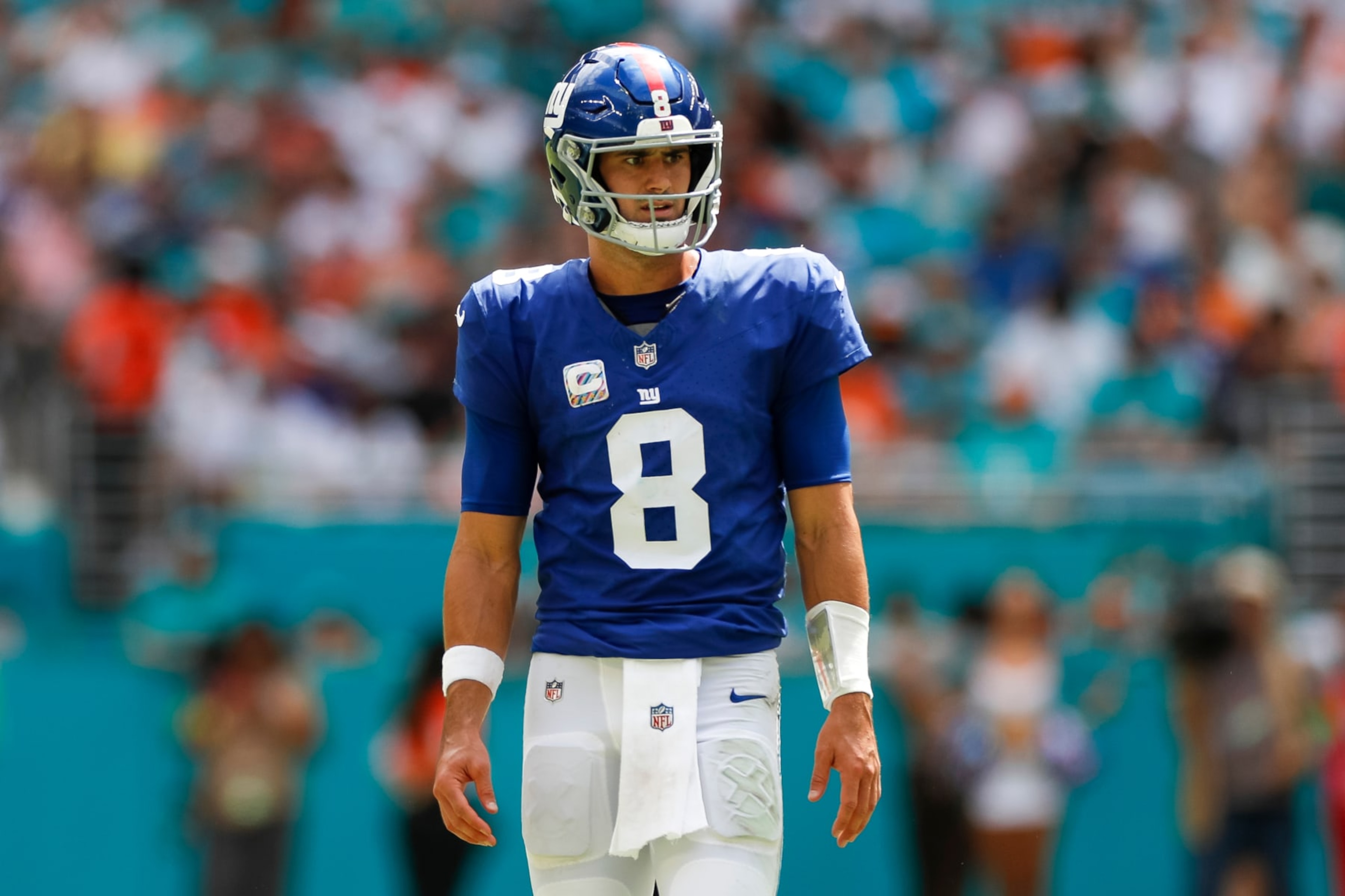 MIAMI GARDENS, FLORIDA - OCTOBER 8: Daniel Jones #8 of the New York Giants looks on against the Miami Dolphins in the first half at Hard Rock Stadium on October 8, 2023 in Miami Gardens, Florida. (Photo by Brandon Sloter/Image Of Sport/Getty Images) MIAMI GARDENS, FLORIDA - OCTOBER 8: Daniel Jones #8 of the New York Giants looks on against the Miami Dolphins in the first half at Hard Rock Stadium on October 8, 2023 in Miami Gardens, Florida. (Photo by Brandon Sloter/Image Of Sport/Getty Images)